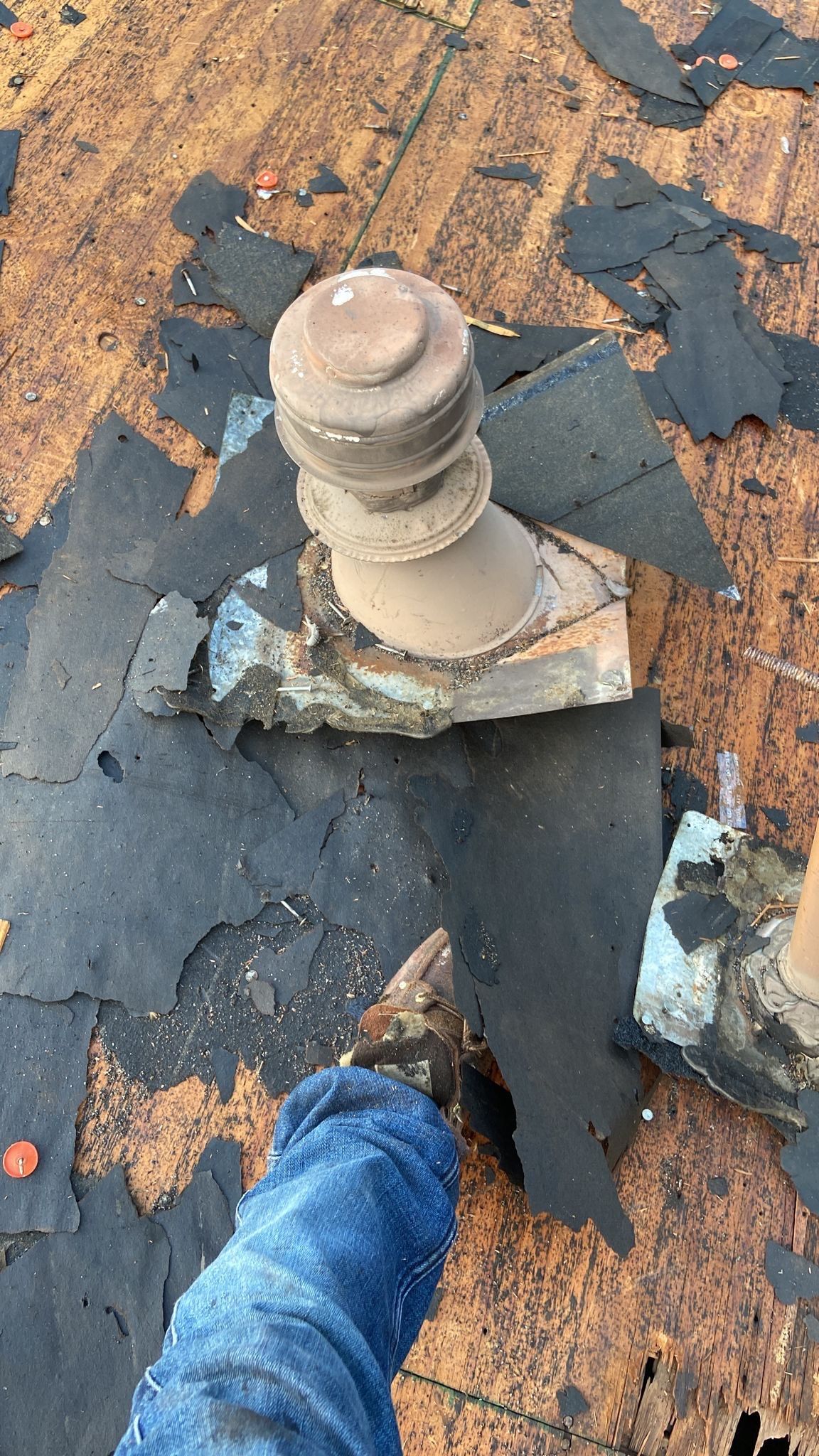 Residential Roofing Installation using Owen's Corning Duration by Roof Concepts Construction