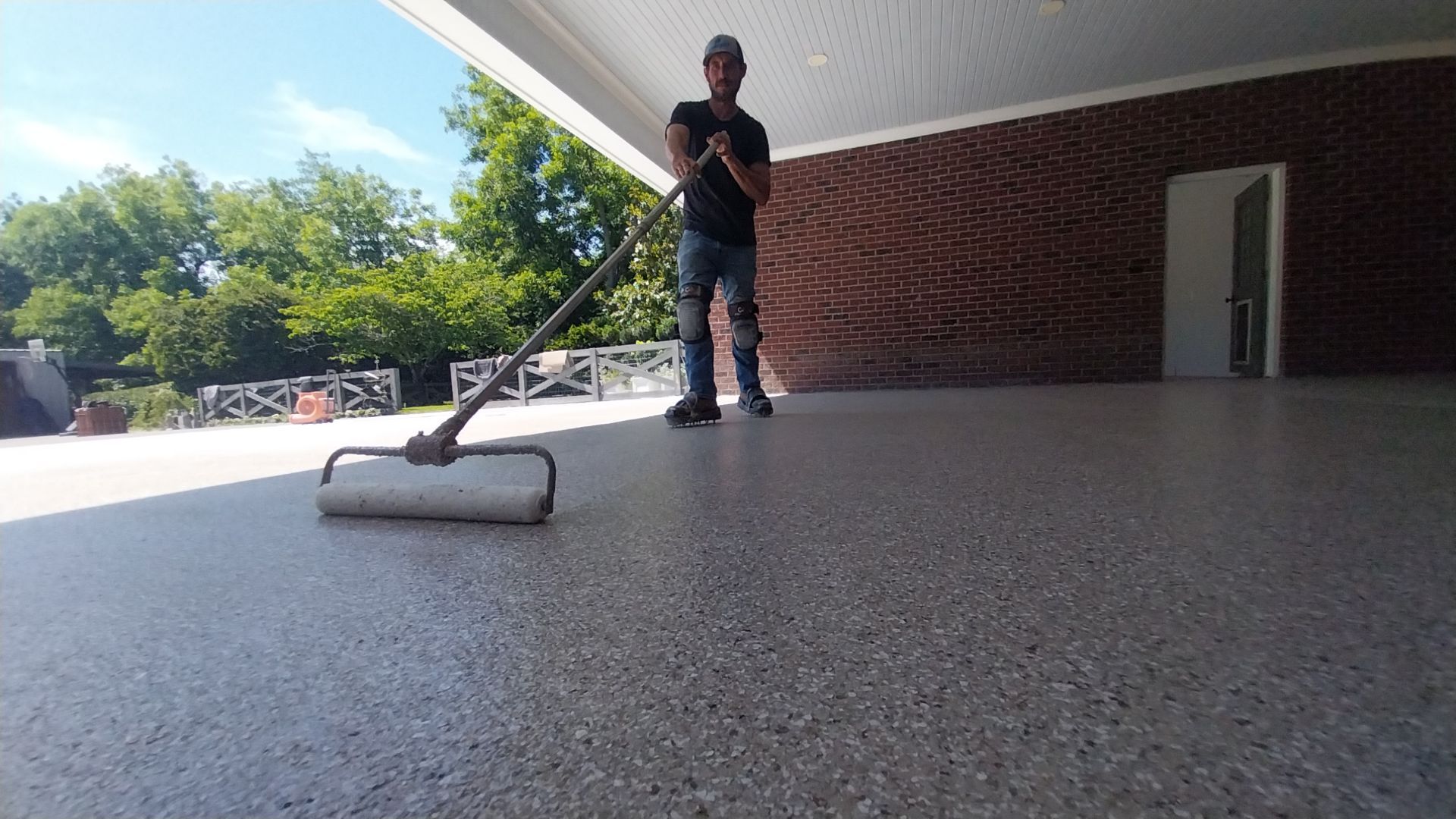 No better feeling than LOVING your new lifetime concrete floors 🤩 by Deese Elite Concrete Coatings