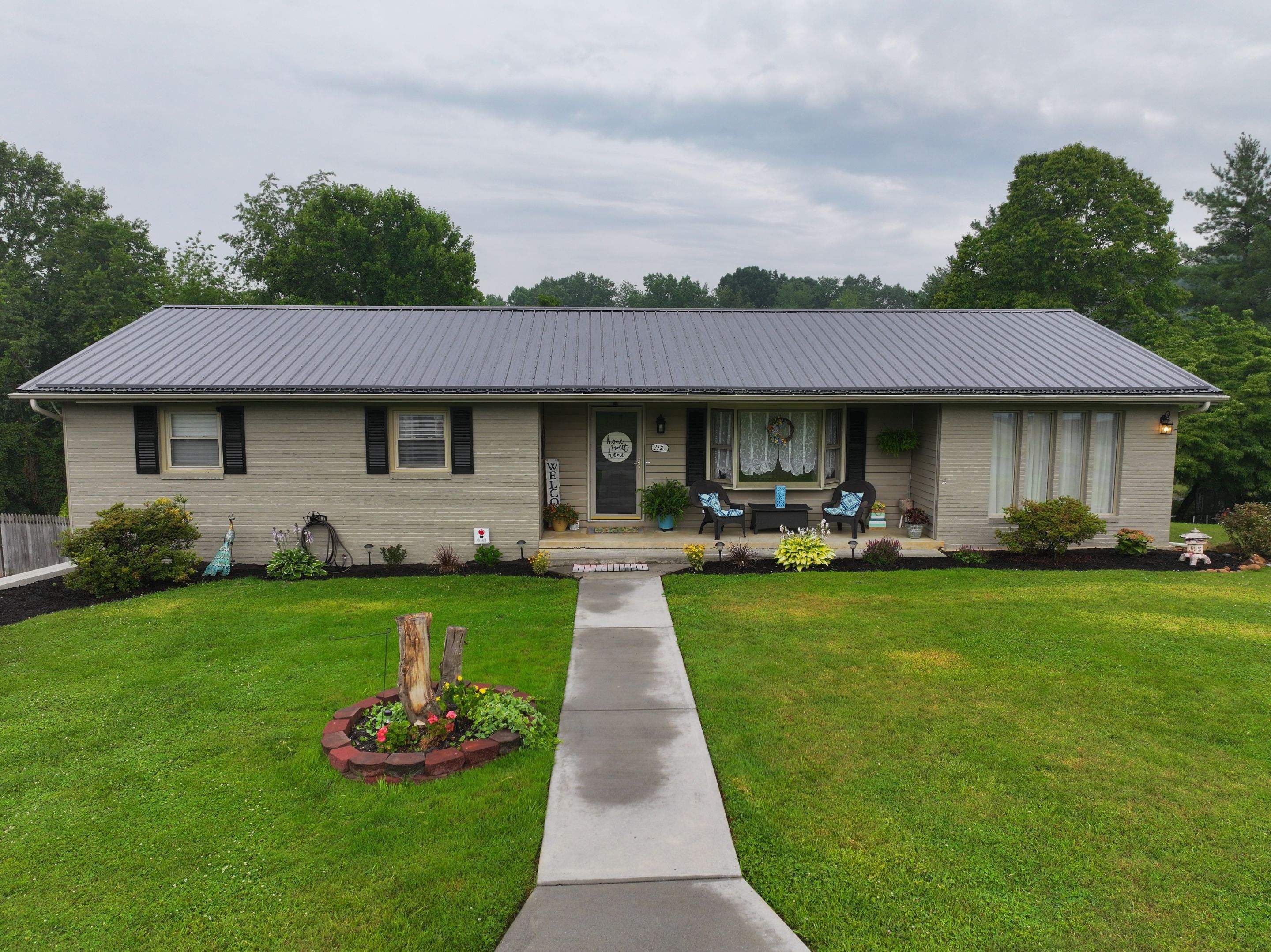 Turner Residence by Omnia Roofing