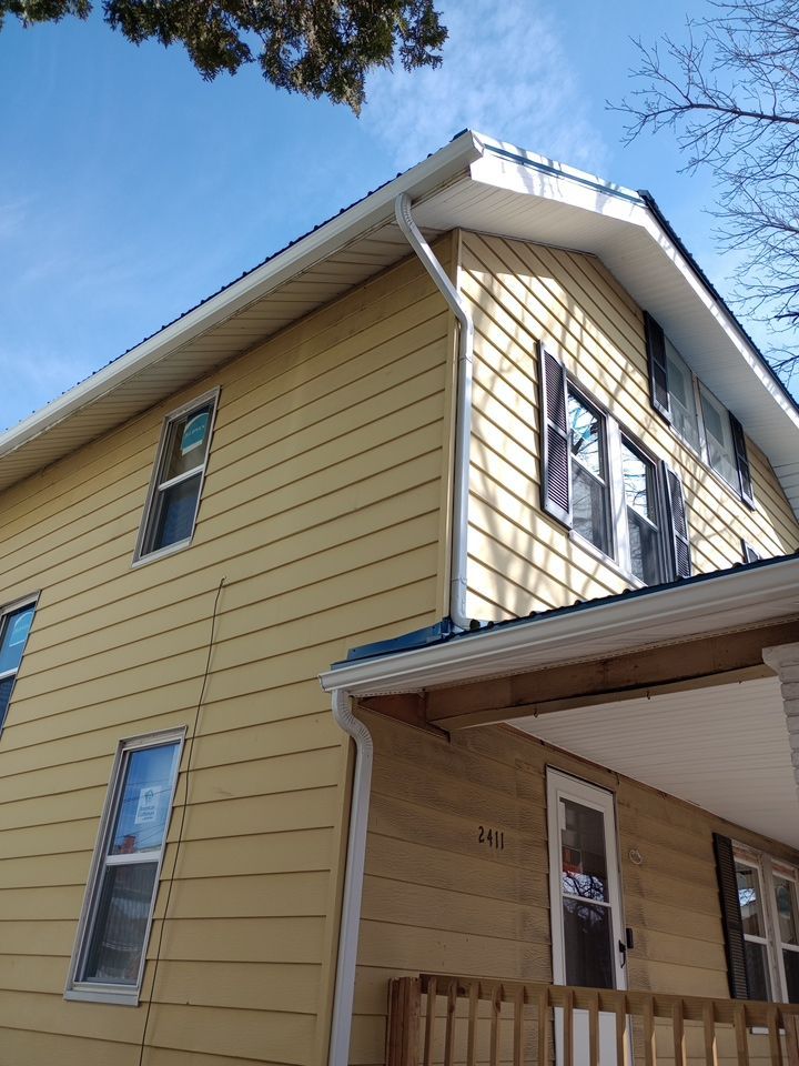 Janet & John Lazar by Silver Leaf Contracting 