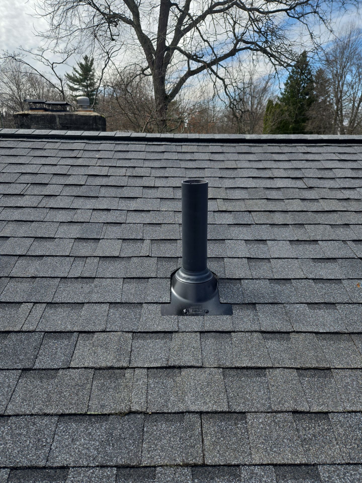 Sarah S: Atlas Pinnacle, Color, Pewter, Drip Edge, Color, White by Eagle Eye Roofing