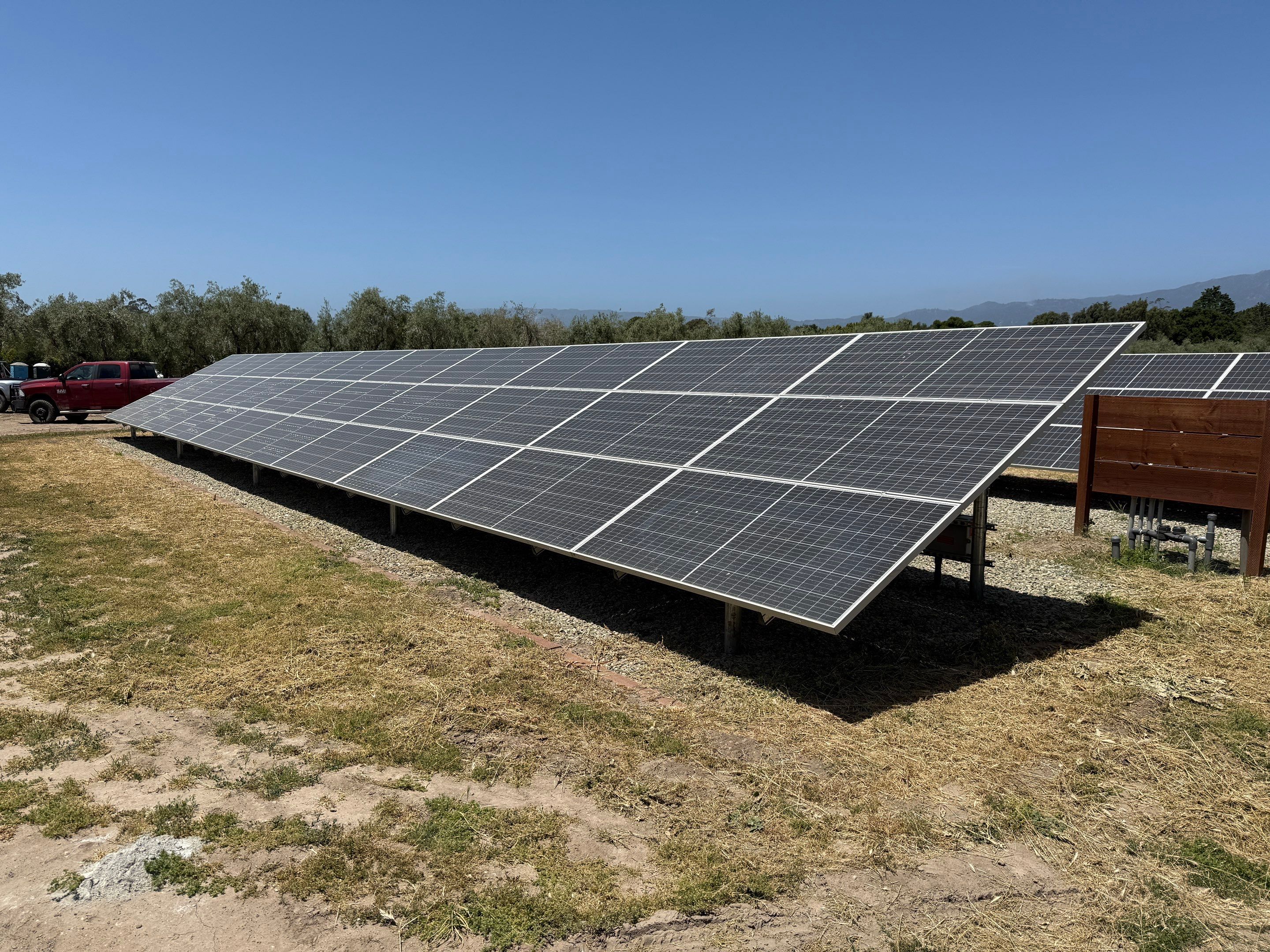 Groundmount Solar Cleaning by Sunrise 805