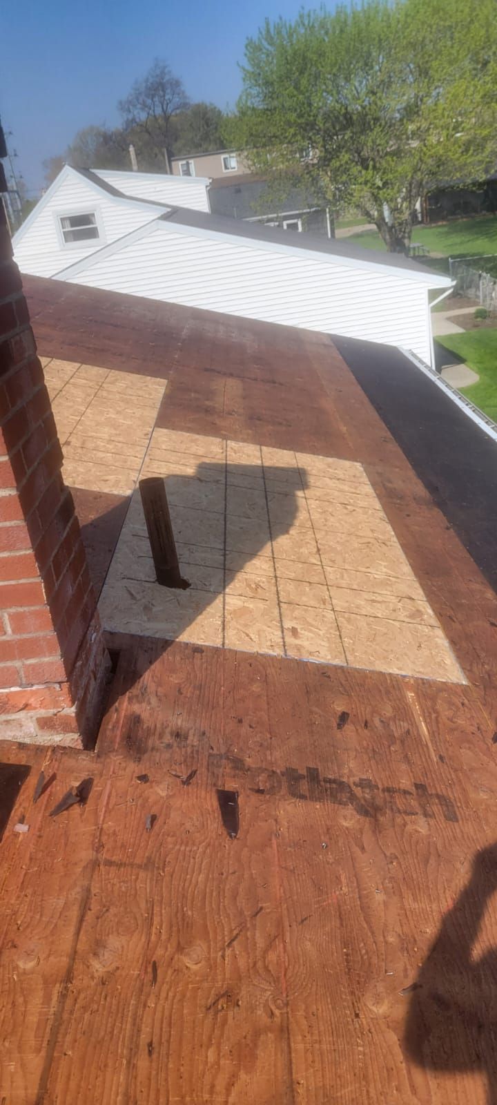 ATLAS PINNACLE COLOR: SUMMER STORM DRIP EDGE: WHITE by Eagle Eye Roofing