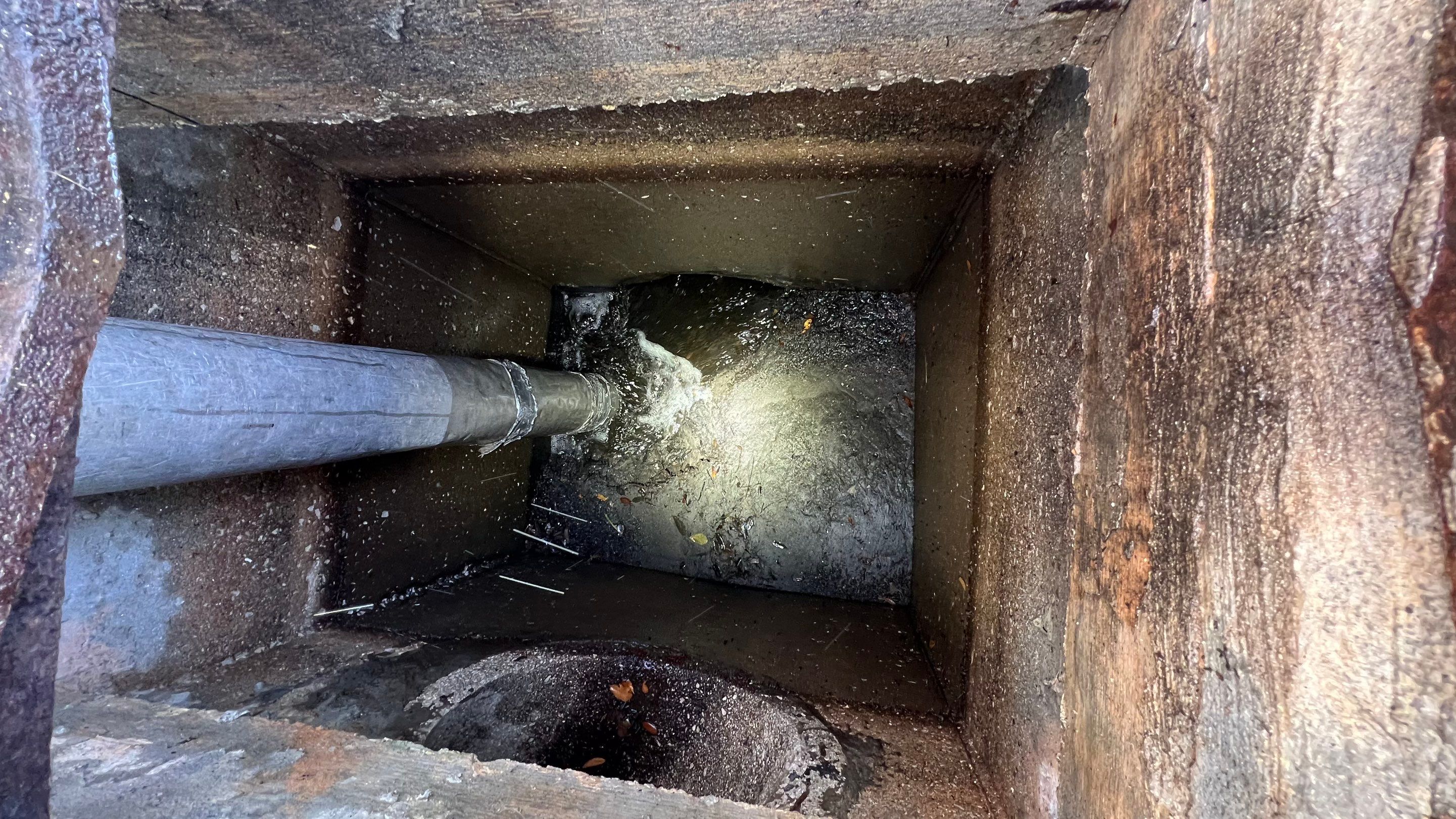 North Naples Neighborhood Catch Basin Cleaning by APS Power & Water