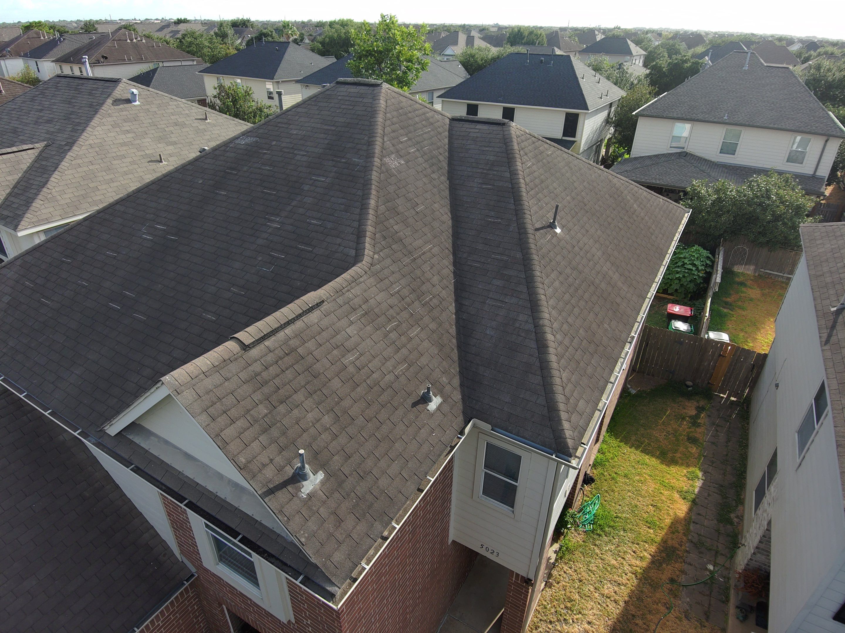 Residential Roofing Installation using Owen's Corning Duration (Lifetime) Shingles by Roof Repair Company