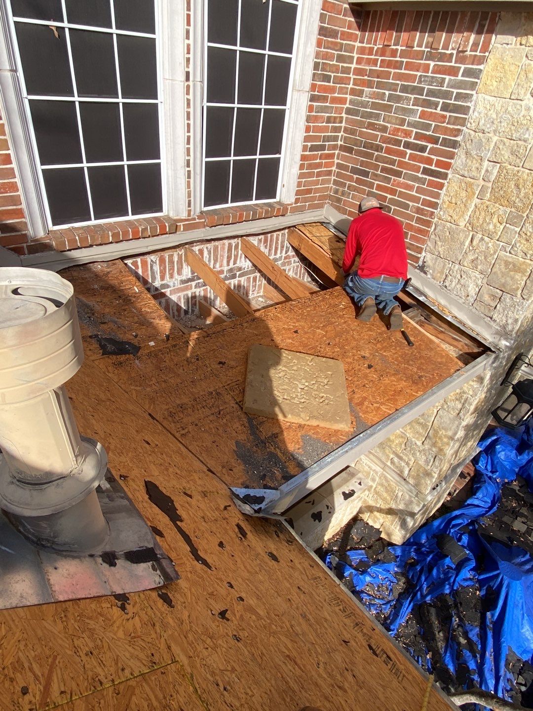 Insurance Claim Roof and Gutters using Owens Corning - Duration- Estate Gray -New Gutters - Exterior paint by Tex-Line Roofing