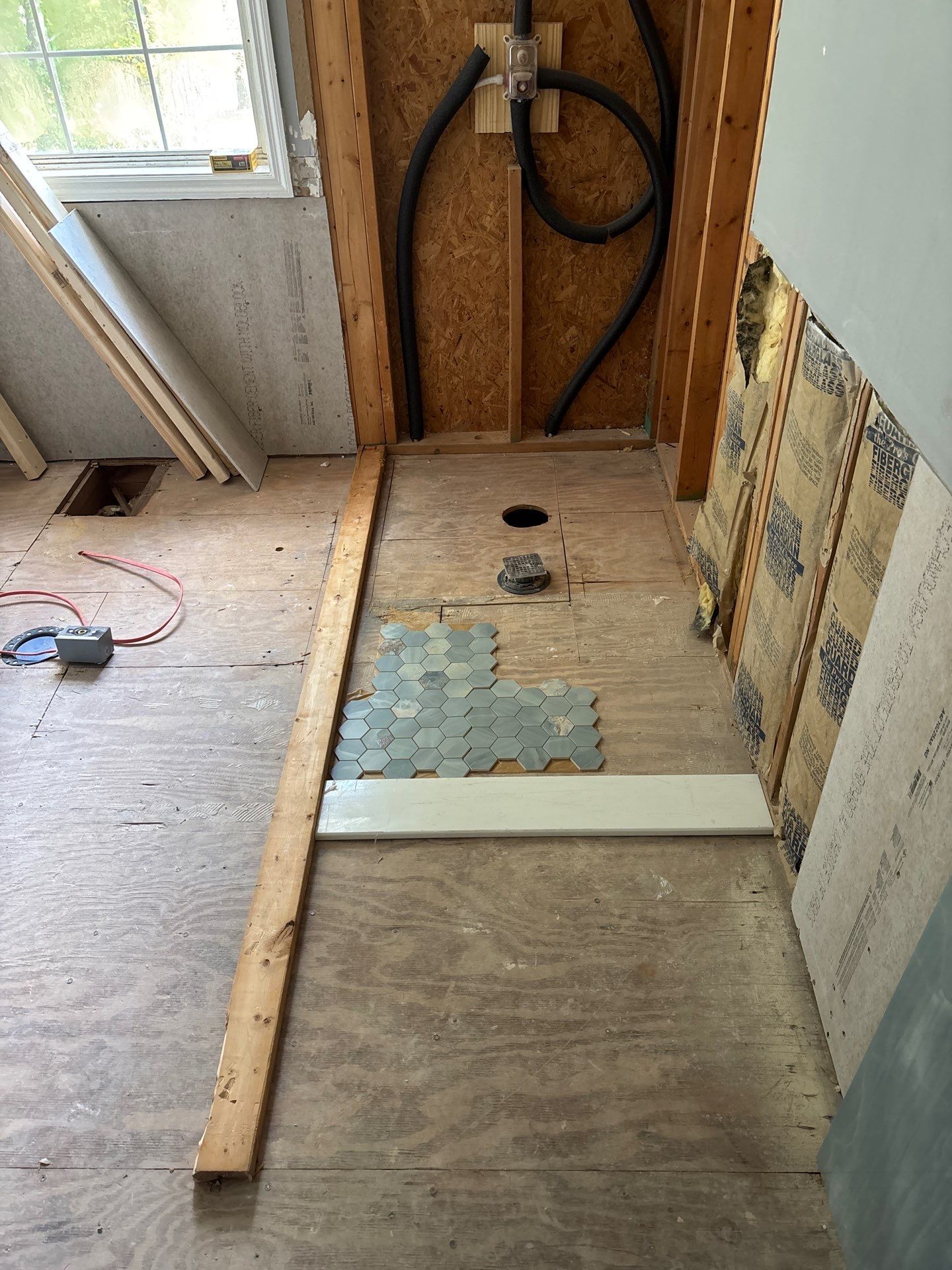 Master bathroom renovation by Prudencio