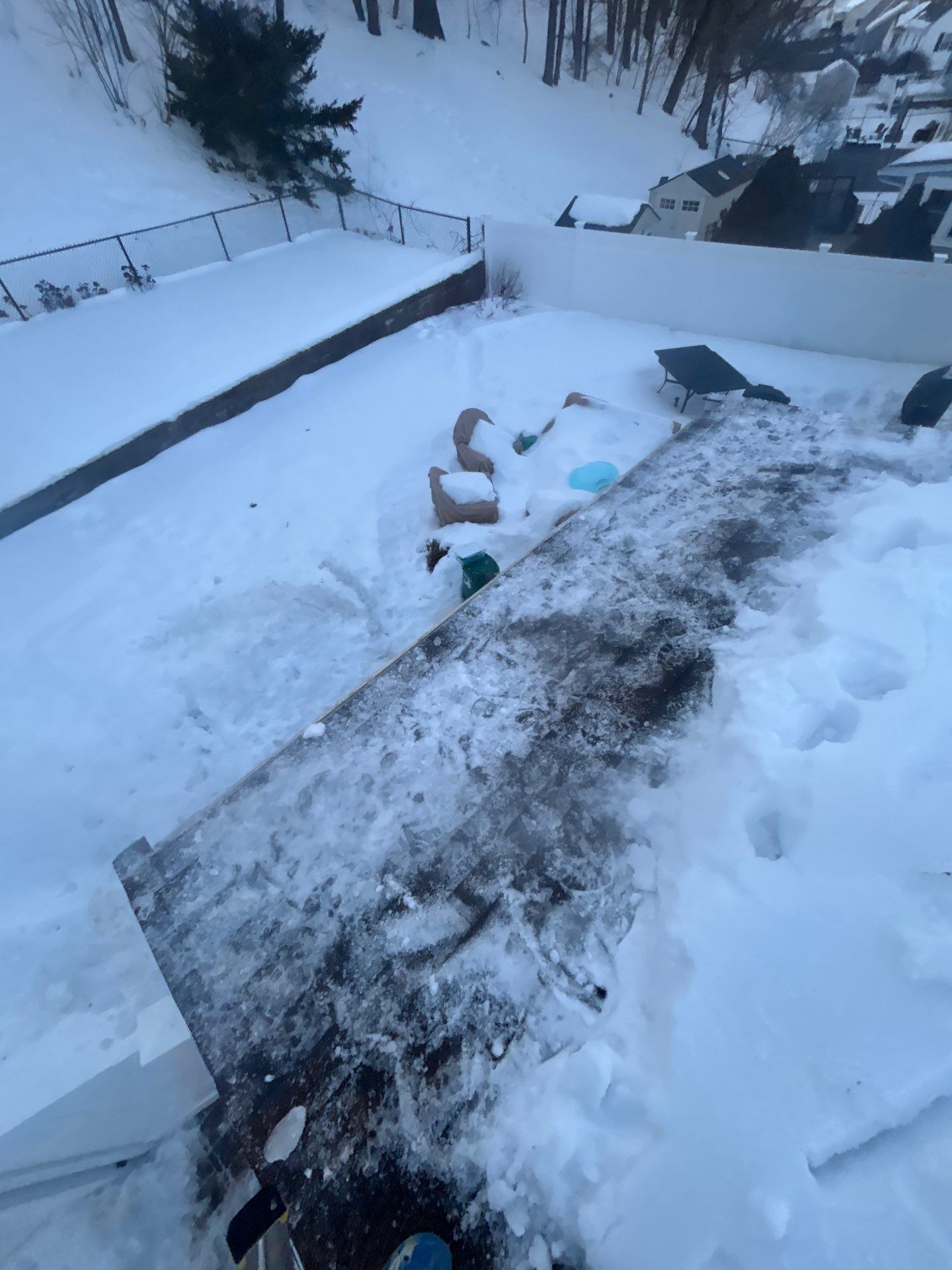 Ice Dam Removal & Snow Removal in Woburn, MA by Mighty Dog Roofing of Greater Middlesex County