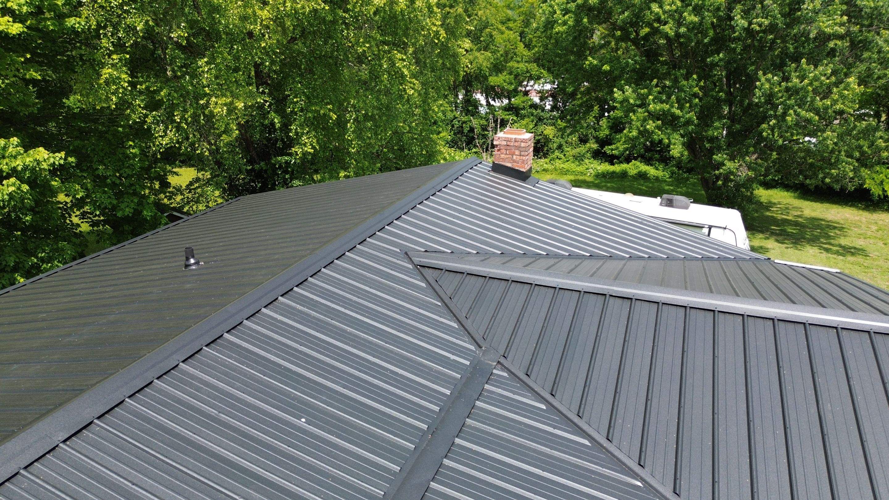 Walden Residence by Omnia Roofing
