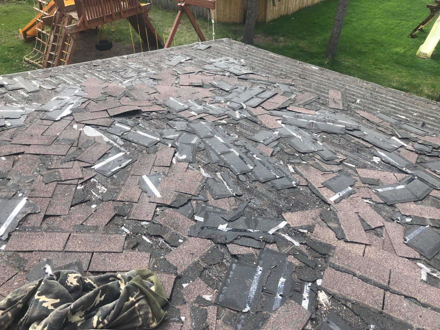 Minnetonka, MN – Low-Slope Roof Replacement with Full Ice & Water Shield by First Impressions Exteriors