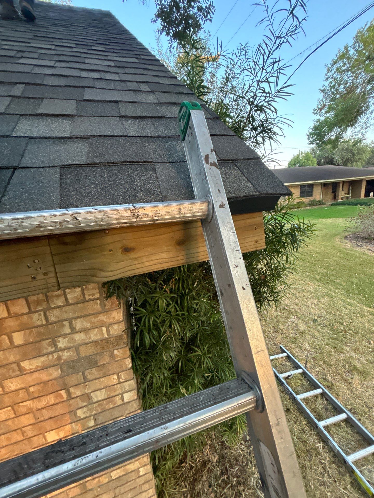 Residential Roofing Installation using Owen's Corning Duration (Lifetime) Shingles by Roof Repair Company