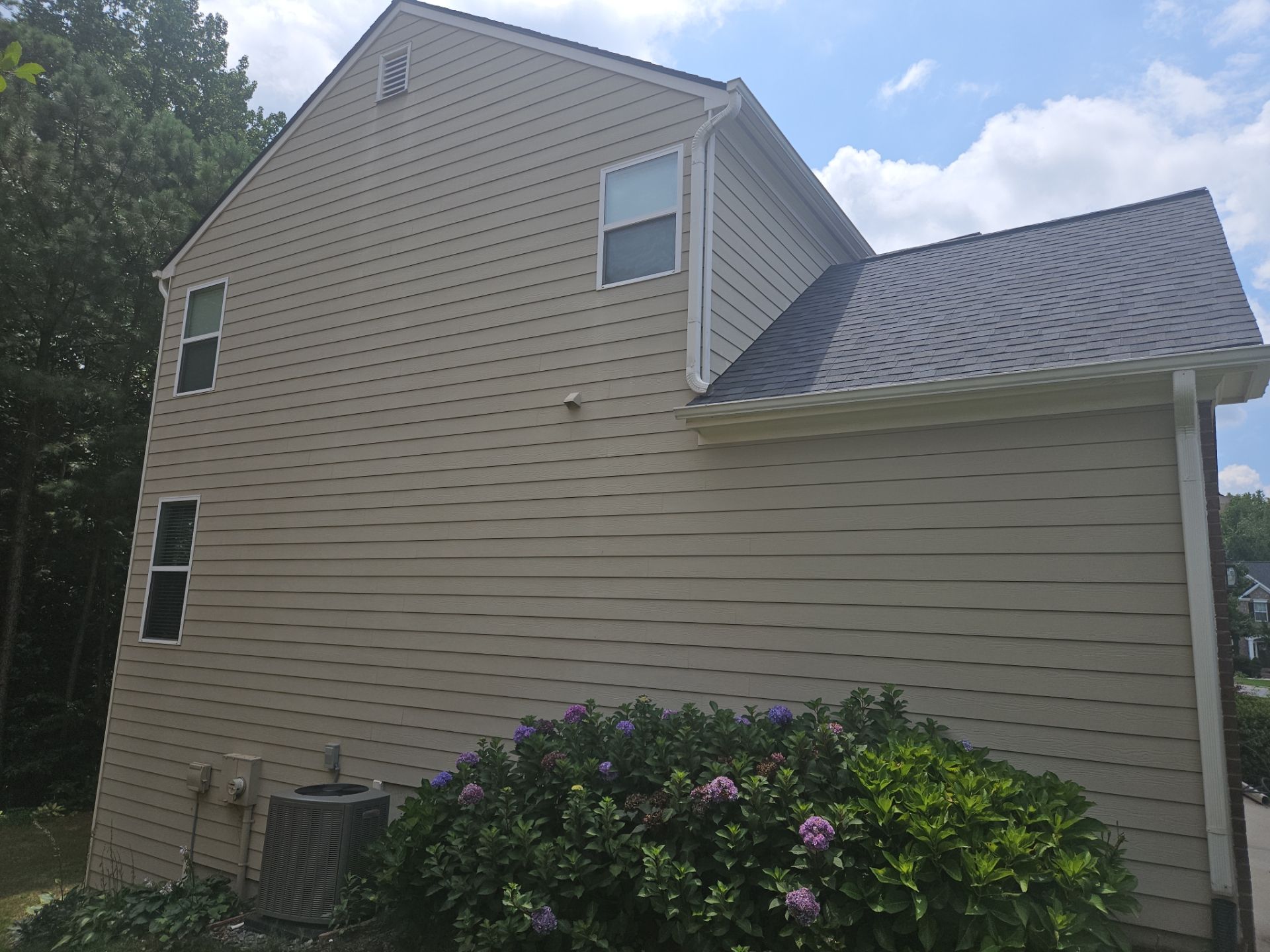 Soffit, Fascia, and Gutter Replacement in Acworth, GA by Nelson Exteriors 