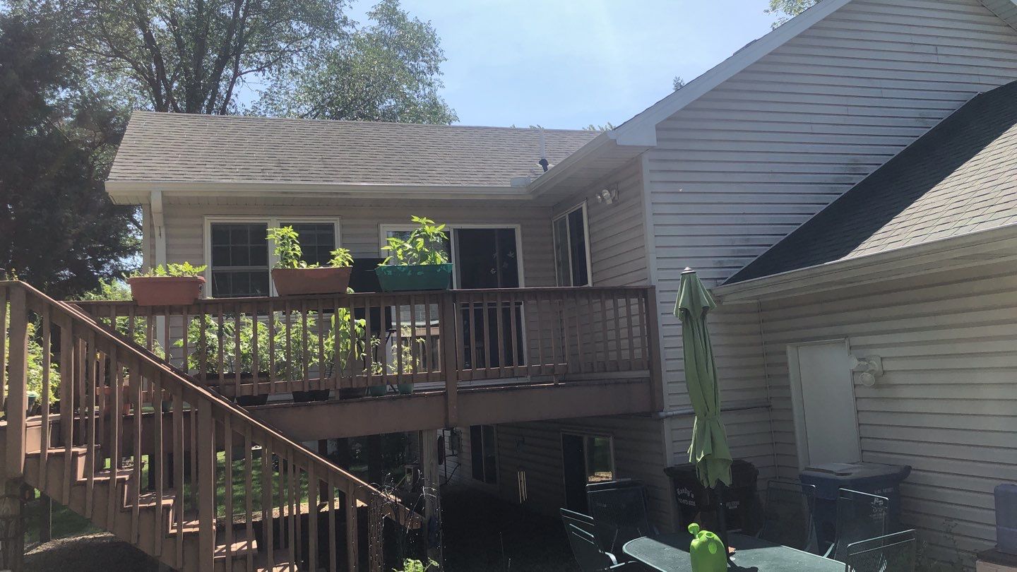 Wayzata, MN – New Seamless Gutter Installation by First Impressions Exteriors