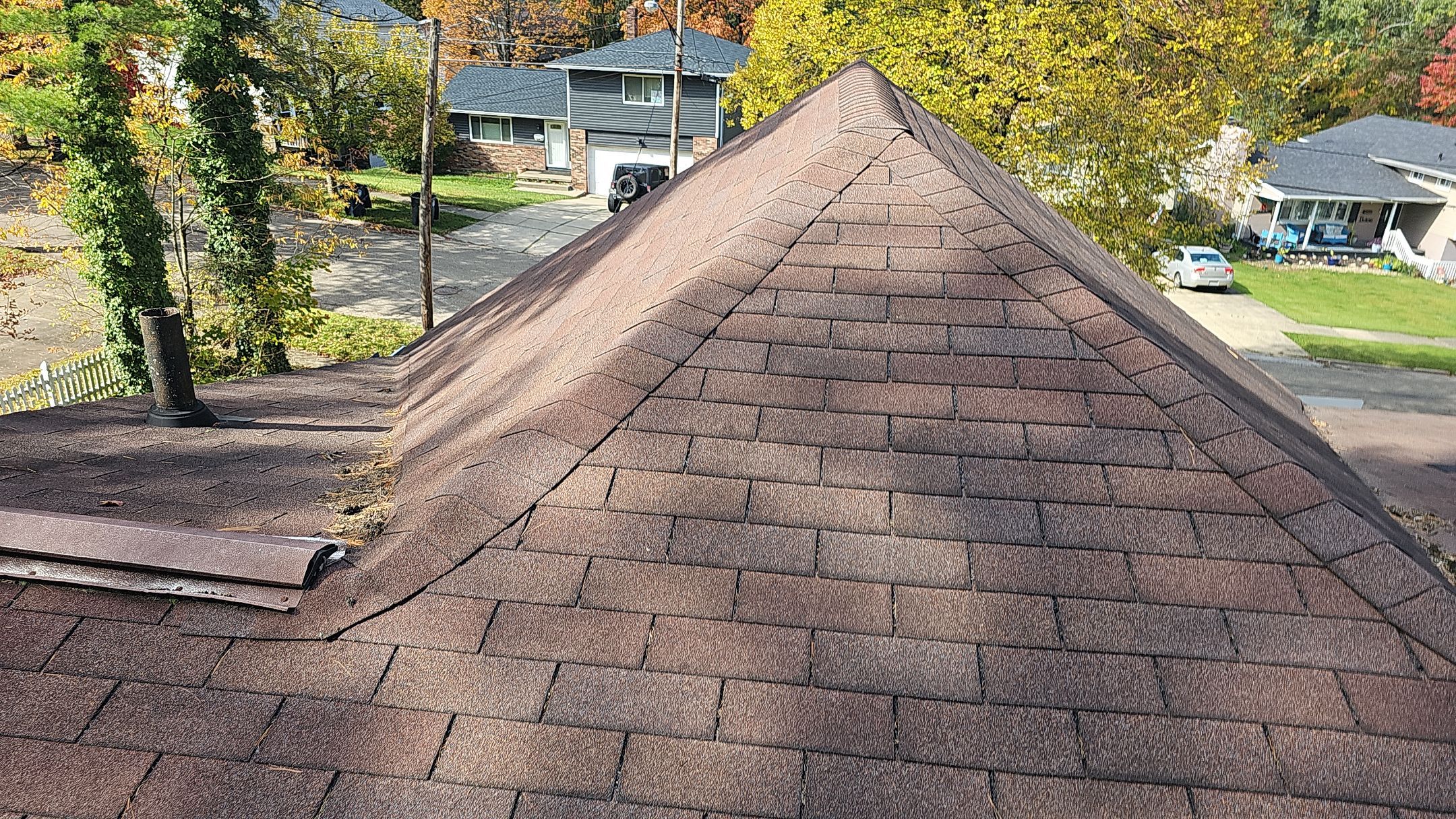 ATLAS PINNACLE COLOR: BLACK SHADOW by Eagle Eye Roofing