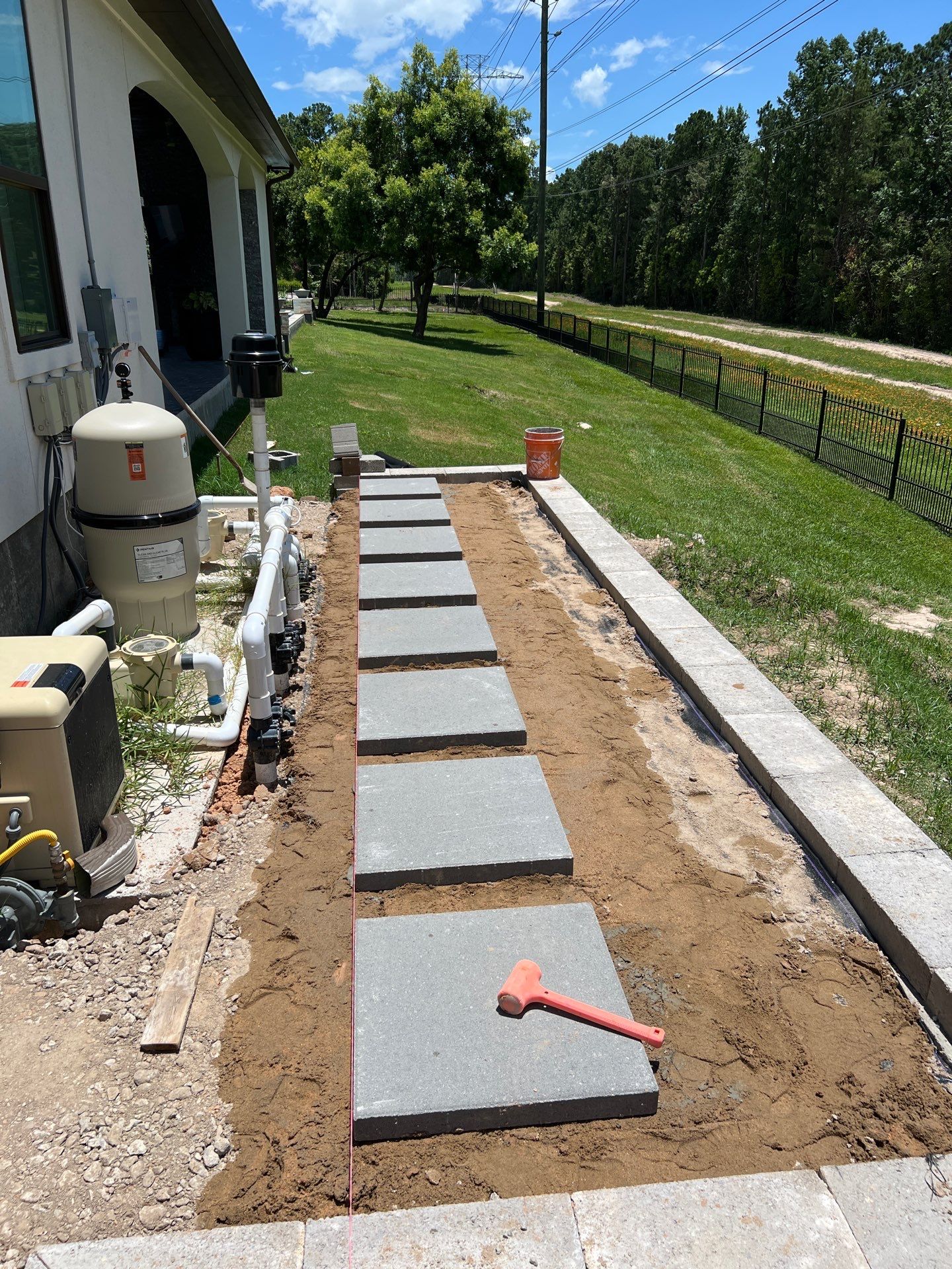 🏡 Duane’s Complete Retainer Wall & Hardscape Walkway by Texas Urban Elements