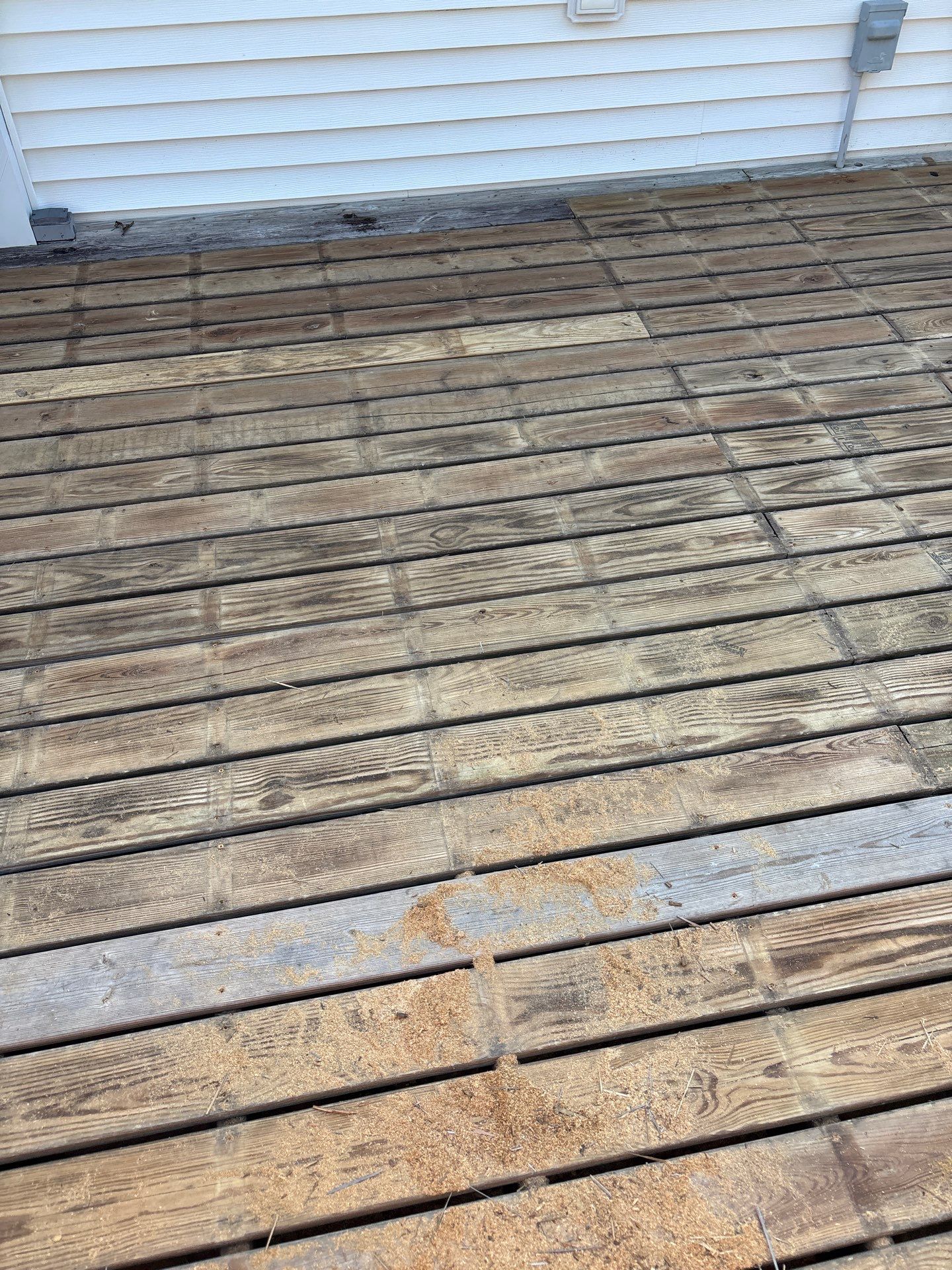Wood Deck using Wood Sealant by DuraSeal