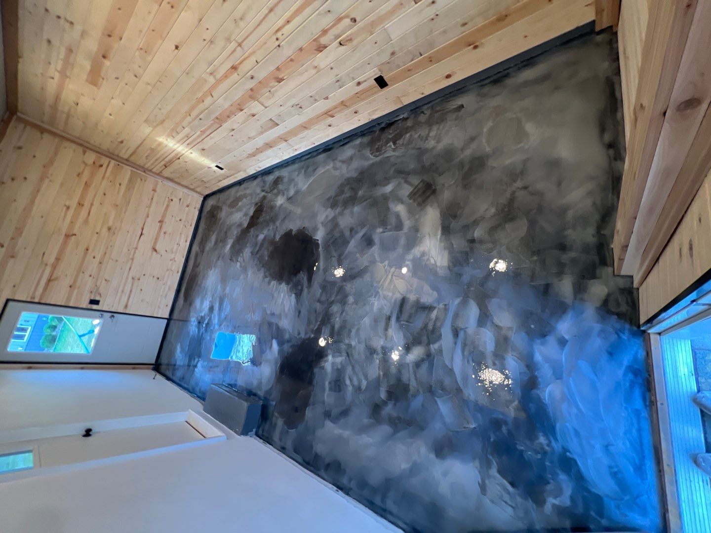 Metallic Floor by Cutting edge painting 