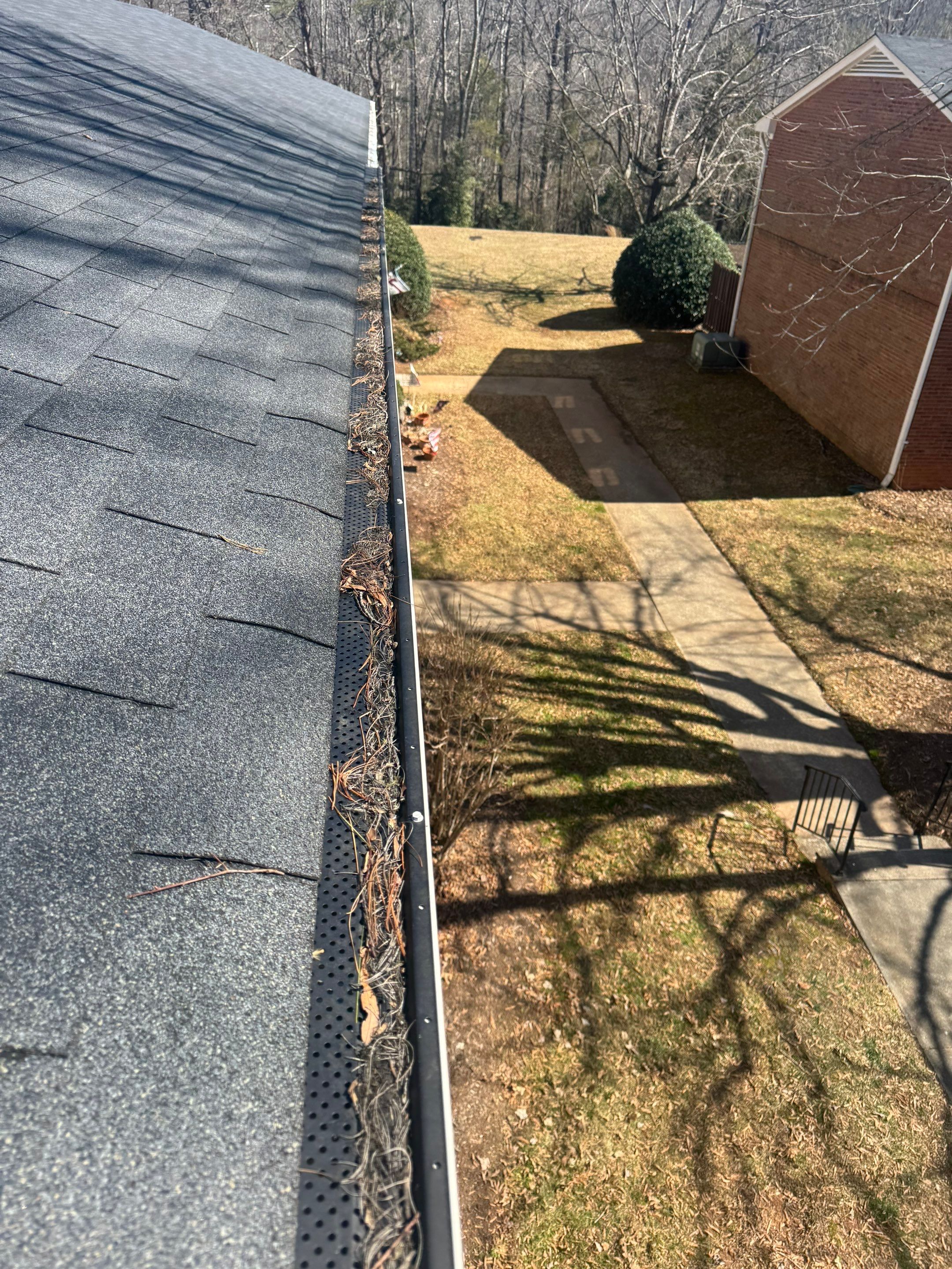 HOA gutter cleaning before