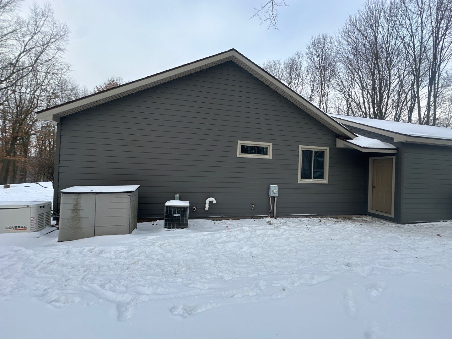 Siding Replacement using Alside S7 Cedar Mill Grain Composite by 180 Contractors