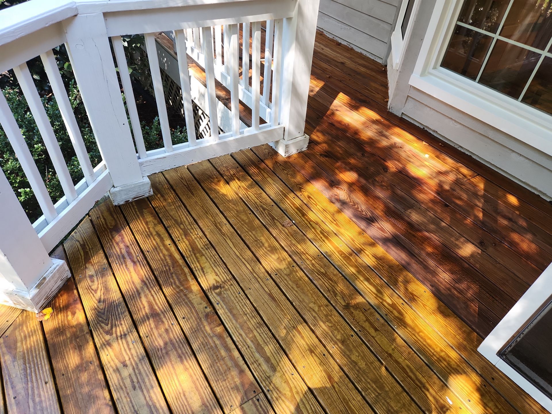 Deck using Wood Sealant by DuraSeal