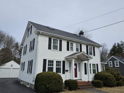 Full Strip & Re-Roof in Andover, MA – Architectural Black Shingles