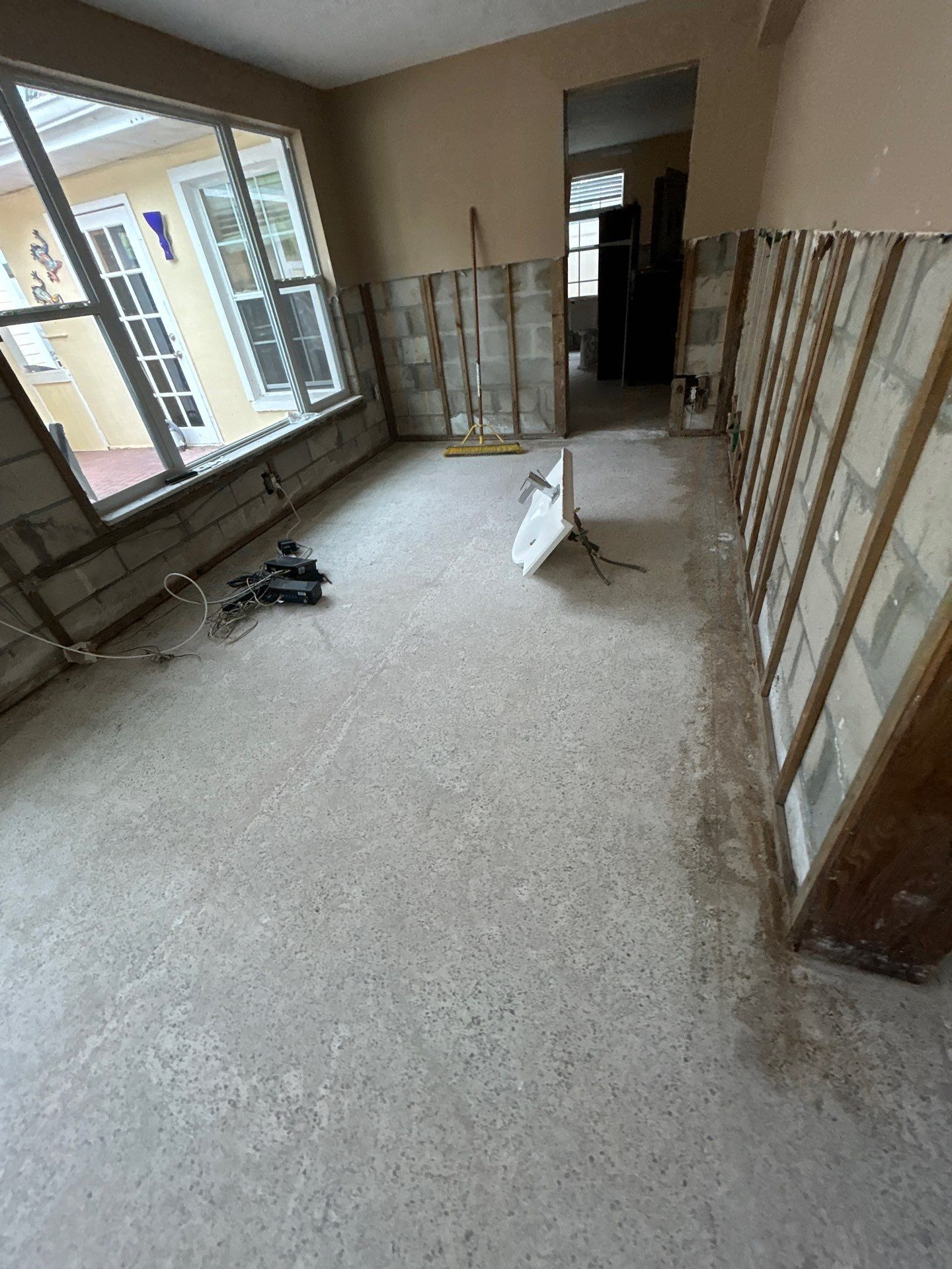 Mold Remediation + Reconstruction Bradenton by Ampm Restoration Services