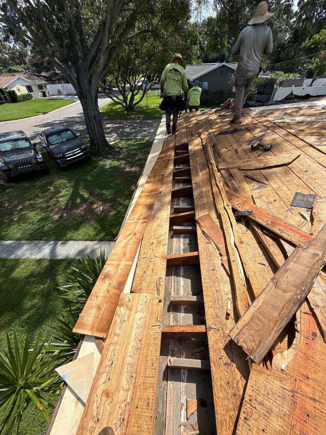 Project in St. Petersburg 33710 by Mitchell Roofing Company LLC 
