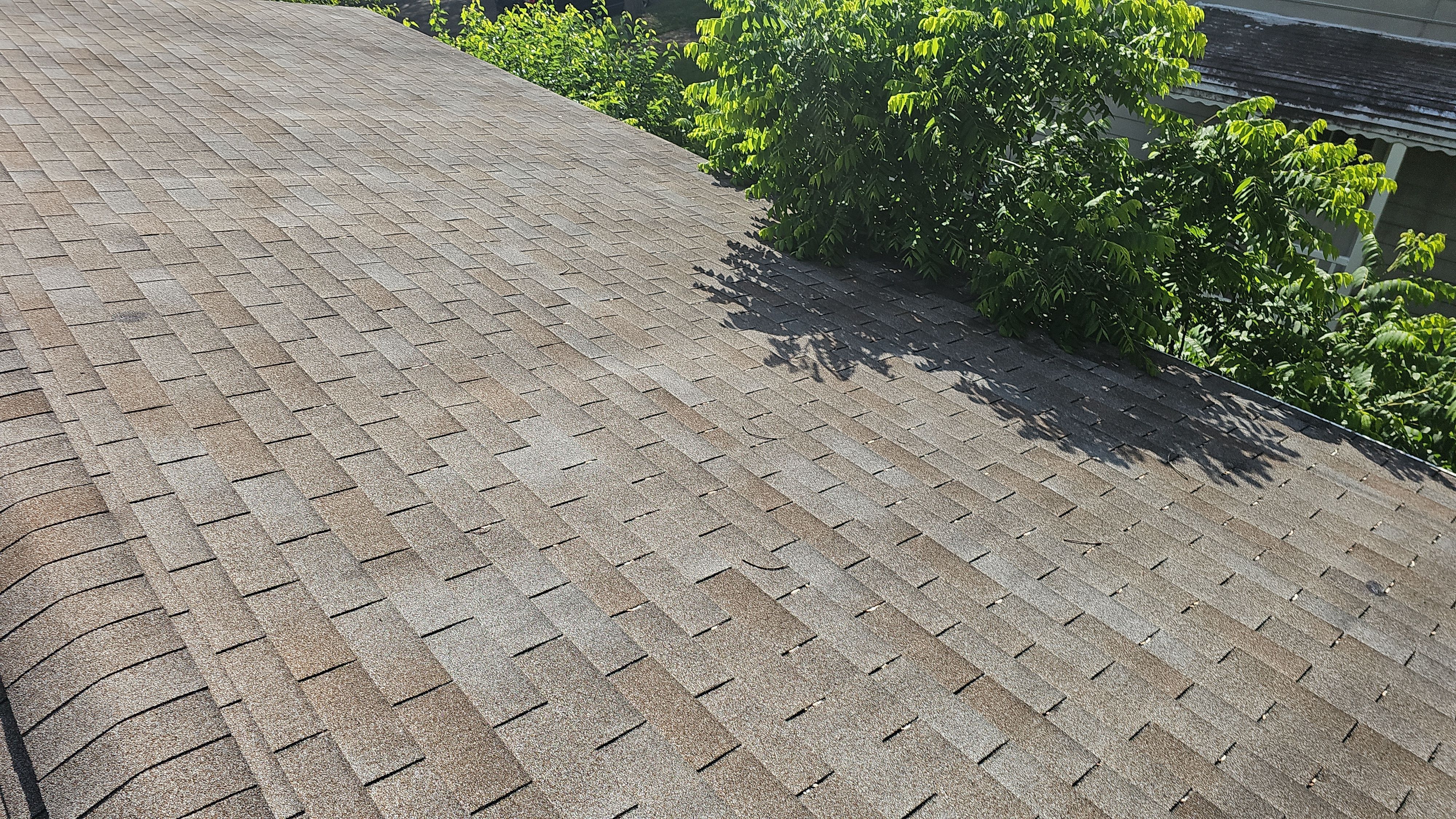 Atlas Pinnacle, Color, Coastal Granite, Drip Edge, Color, White by Eagle Eye Roofing