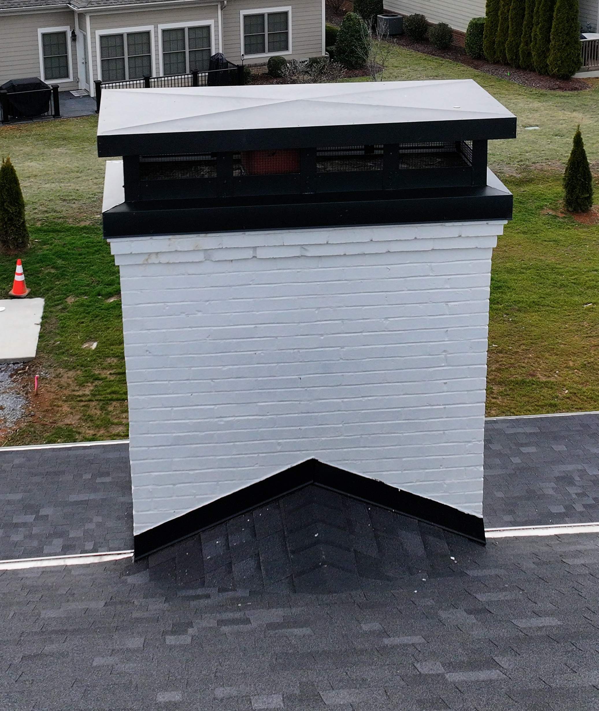 Miller Residence by Omnia Roofing