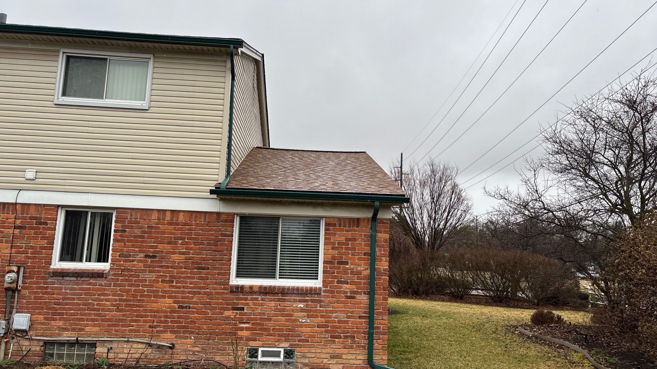 Roof Replacement using CertainTeed Landmark Resawn Shake by 180 Contractors