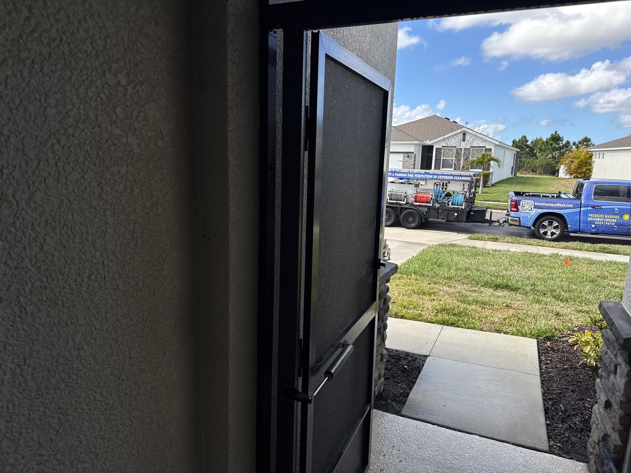 House Wash, Lanai Cleaning & Driveway Washing | Willow Walk Palmetto FL by Sunshine AquaWash