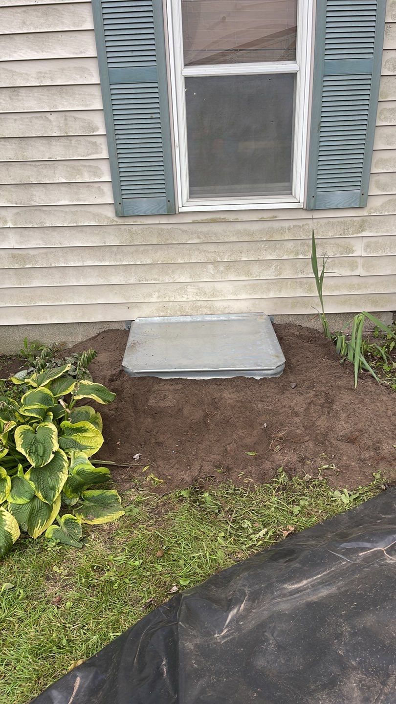 Crawl Space Structural Carpentry: Floor Joist, Beams, & Supports by Toledo Basement Repair 