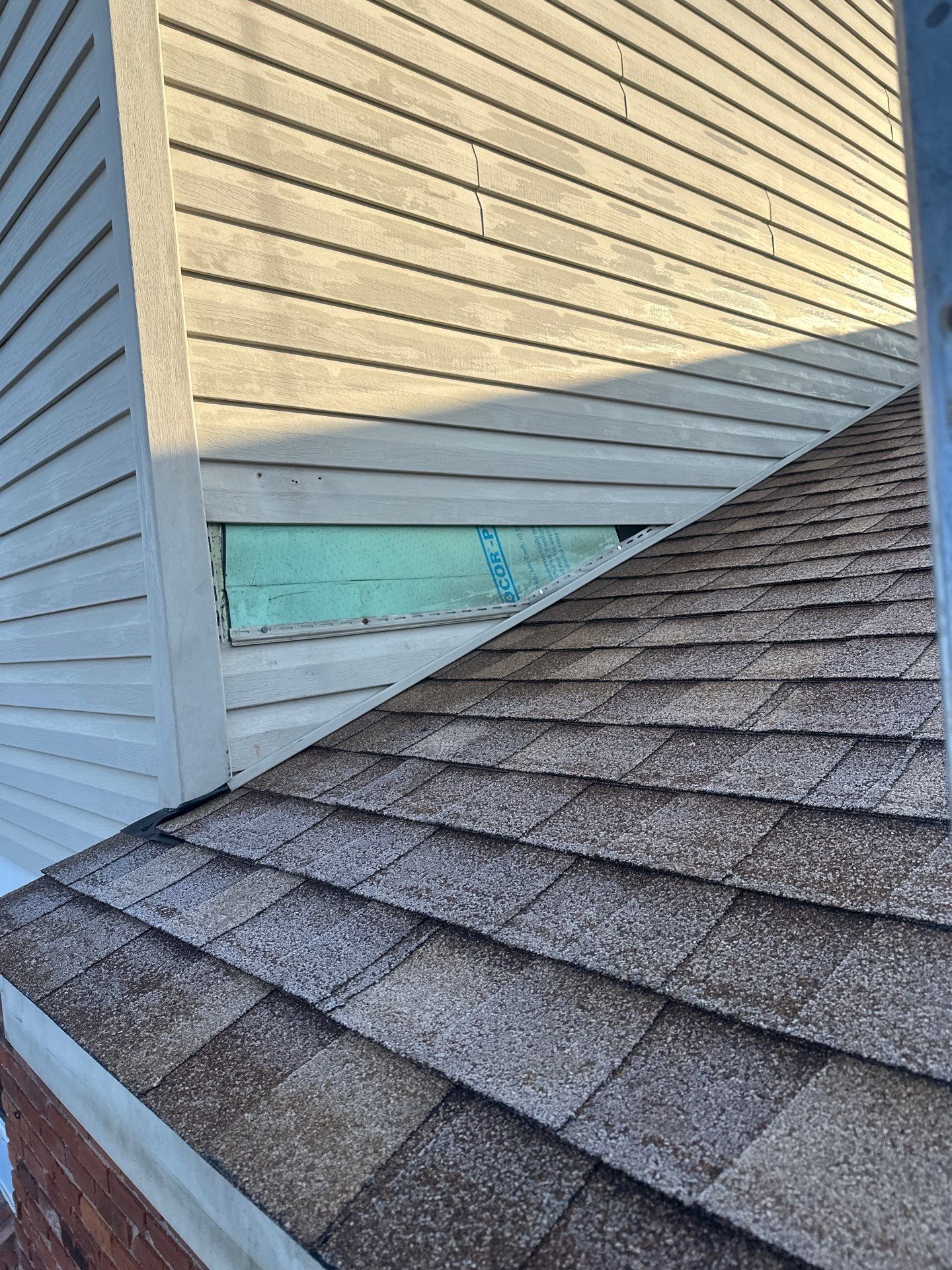 Roof Replacement using CertainTeed Landmark Resawn Shake by 180 Contractors