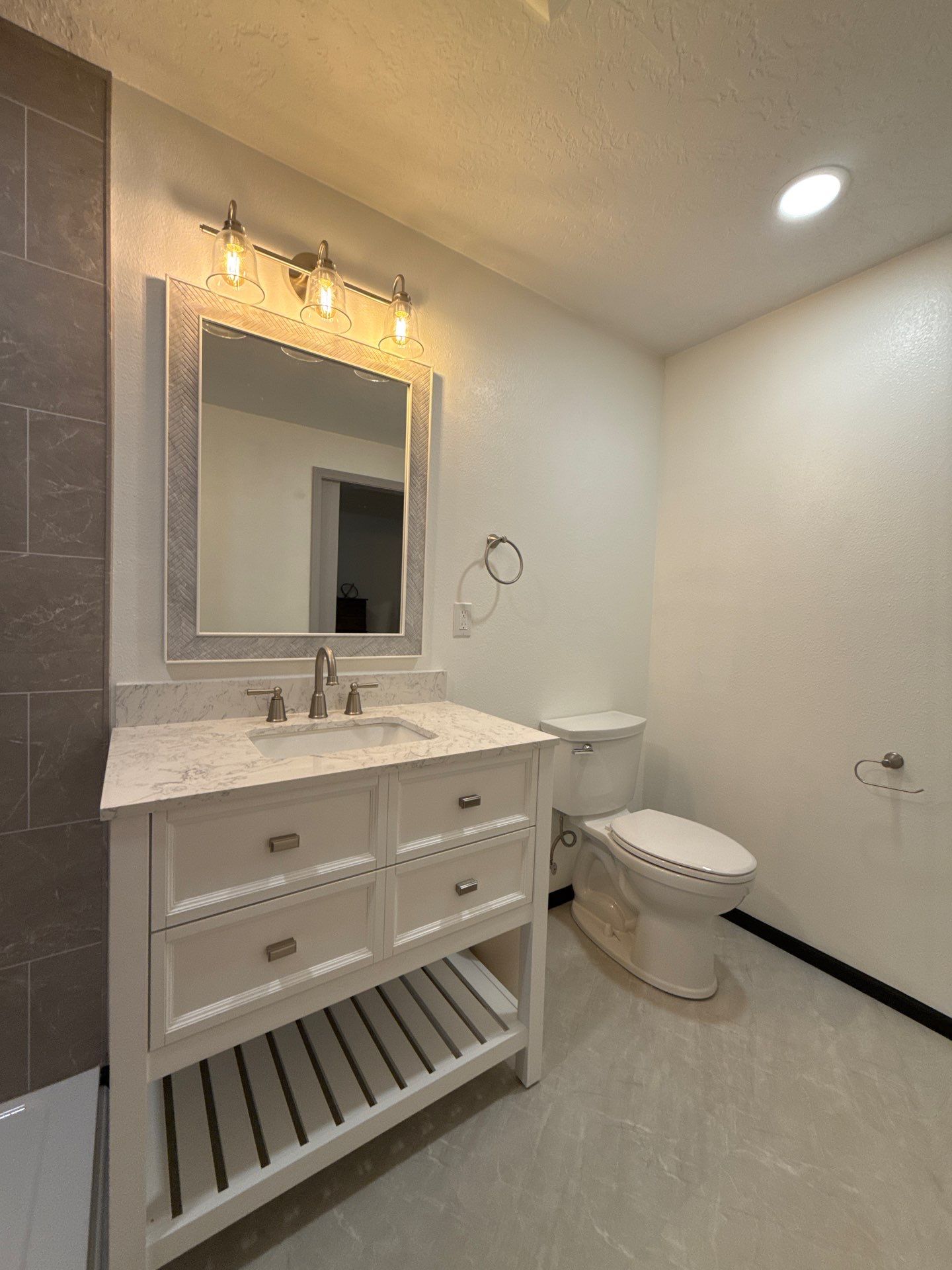 Bathroom Remodel in Lincoln City, Oregon by American Made Construction