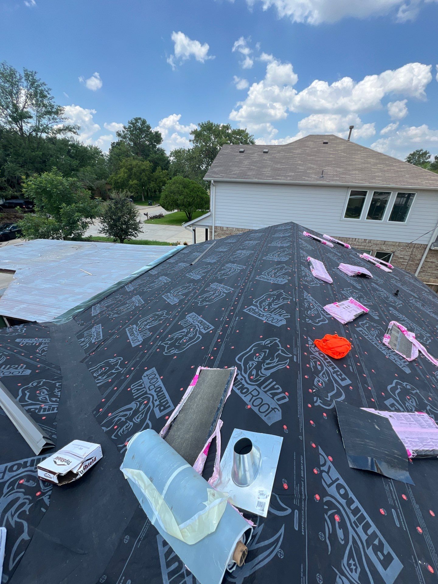 Residential Roofing Installation using Owen's Corning Duration (Lifetime) Shingles by Roof Repair Company