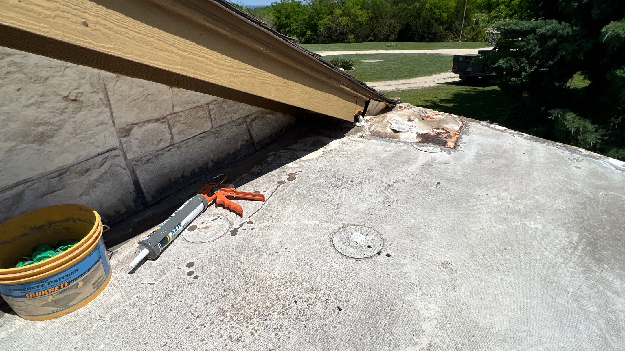 Residential Roofing Installation using TPO Flat Roof by Harvey Roofing & Construction