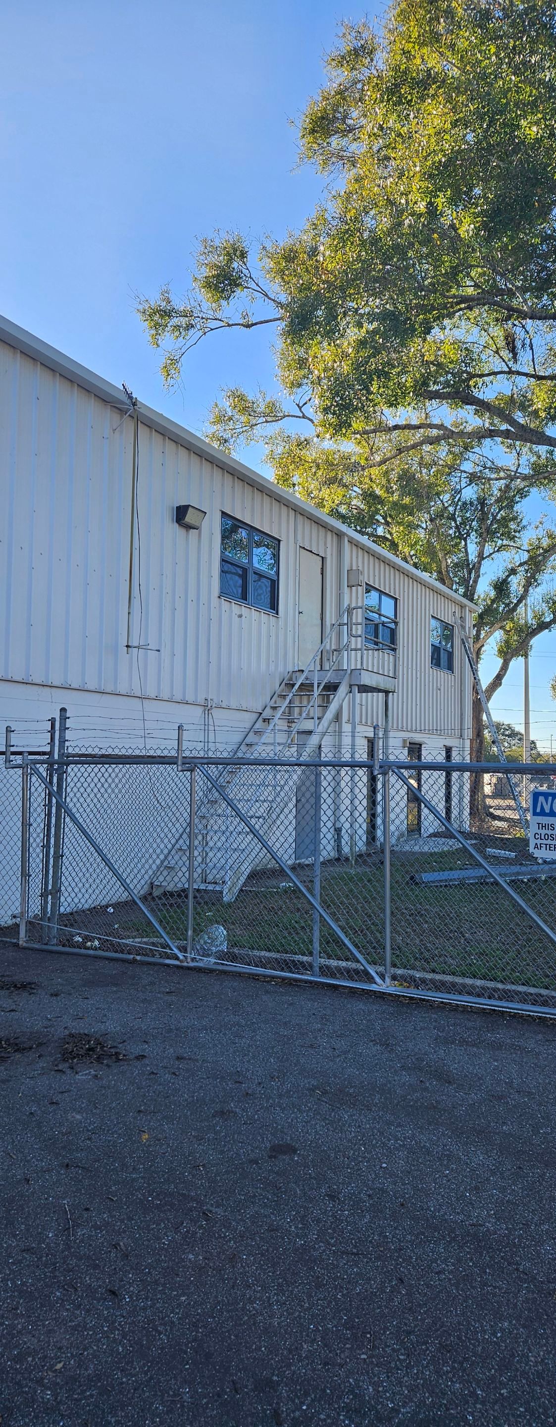 Commercial Gutters using smooth box gutters in Tampa FL by Gutter Professors