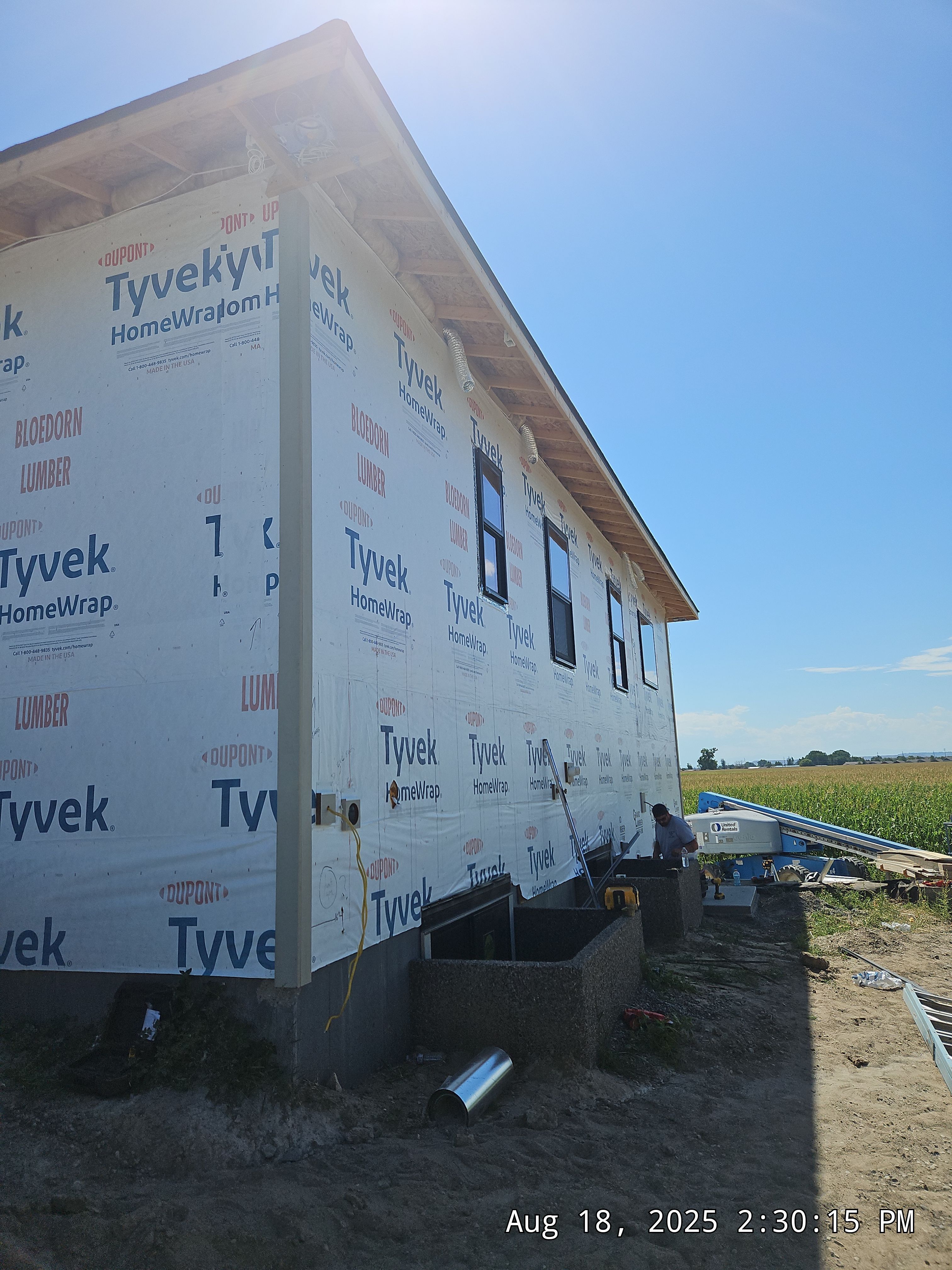 New Construction LP Smartside by Plankwalker Siding & Roofing