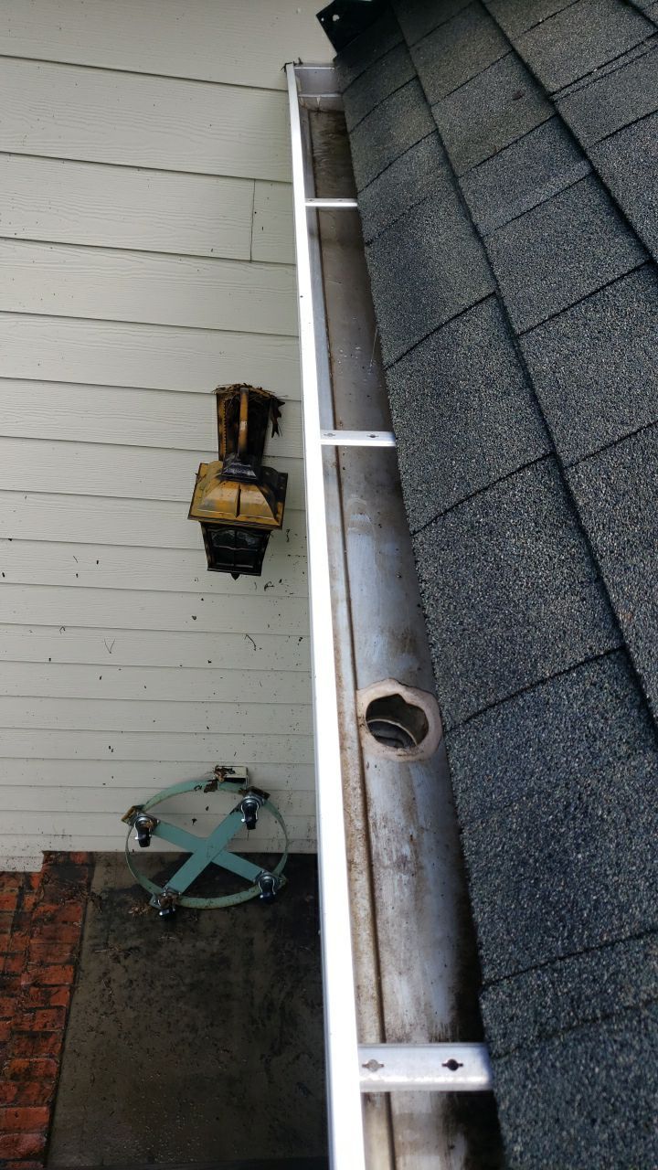 House Wash using cleaner by Power Wash Masters LLC