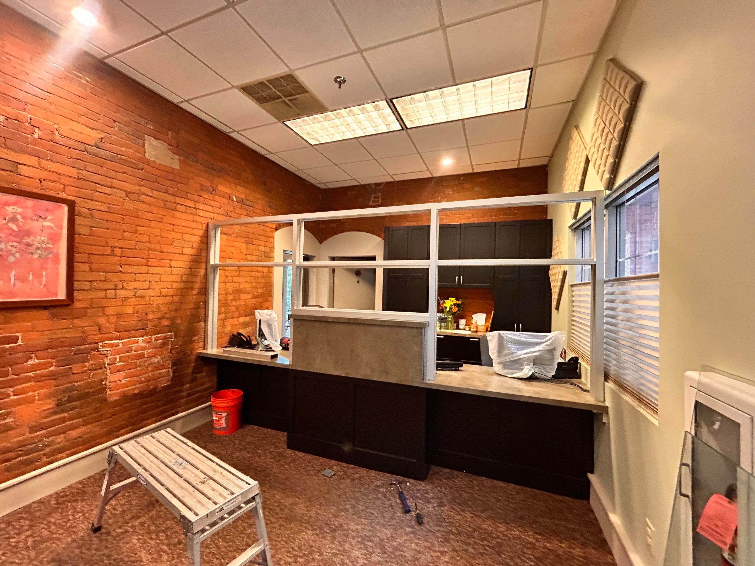 Dental Healthworks - Custom Built Reception Window by Cheshire Glass Company