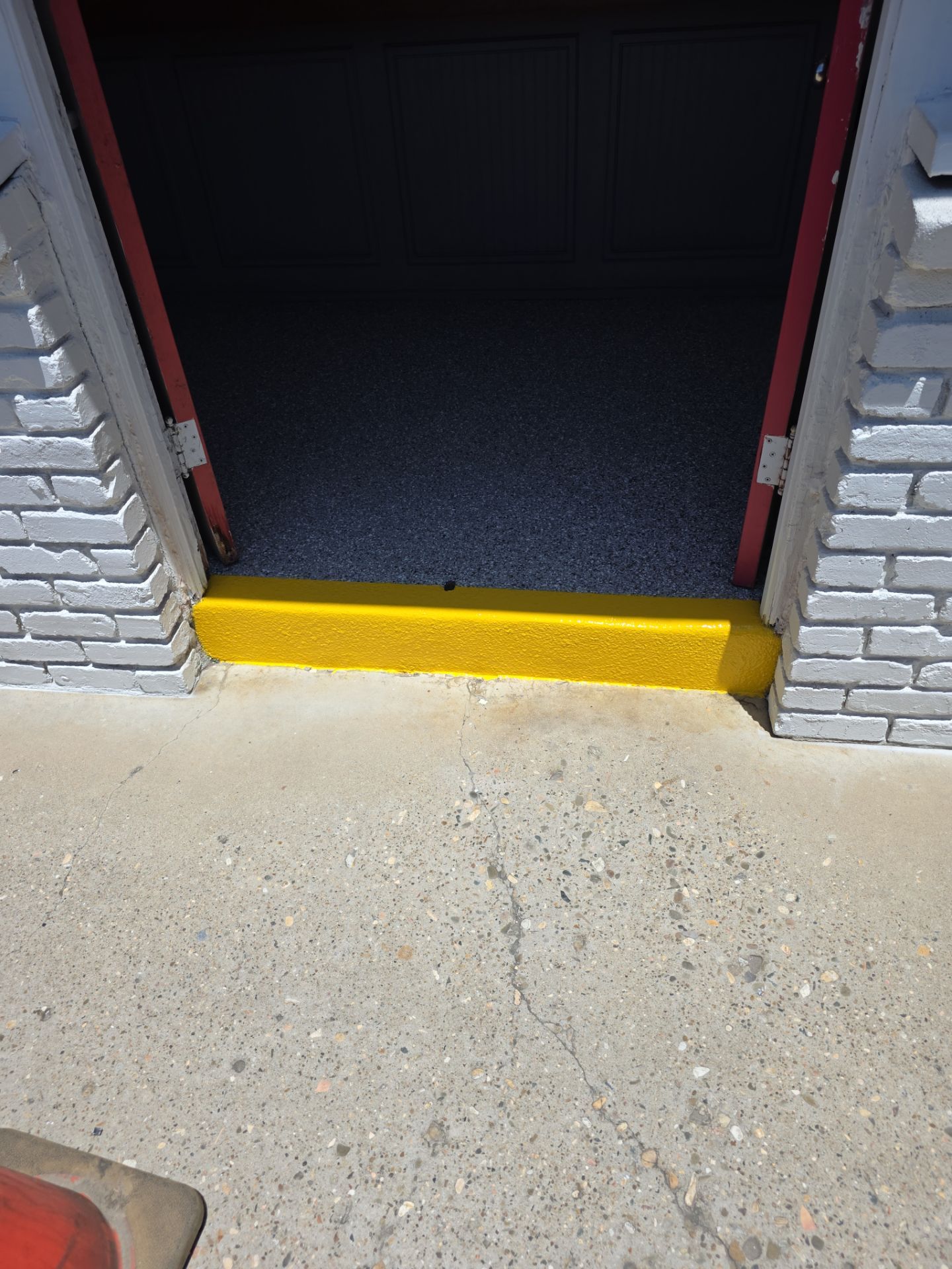 Simiron Stargazer Epoxy Coating for Commercial Auto Shop in Arroyo Grande by MGP Coatings