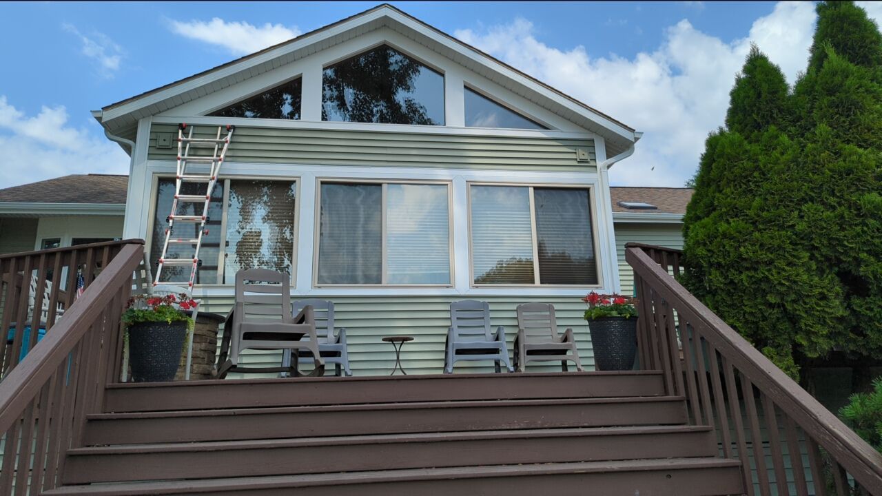Siding On The Lake in Laingsburg by Acme Exteriors