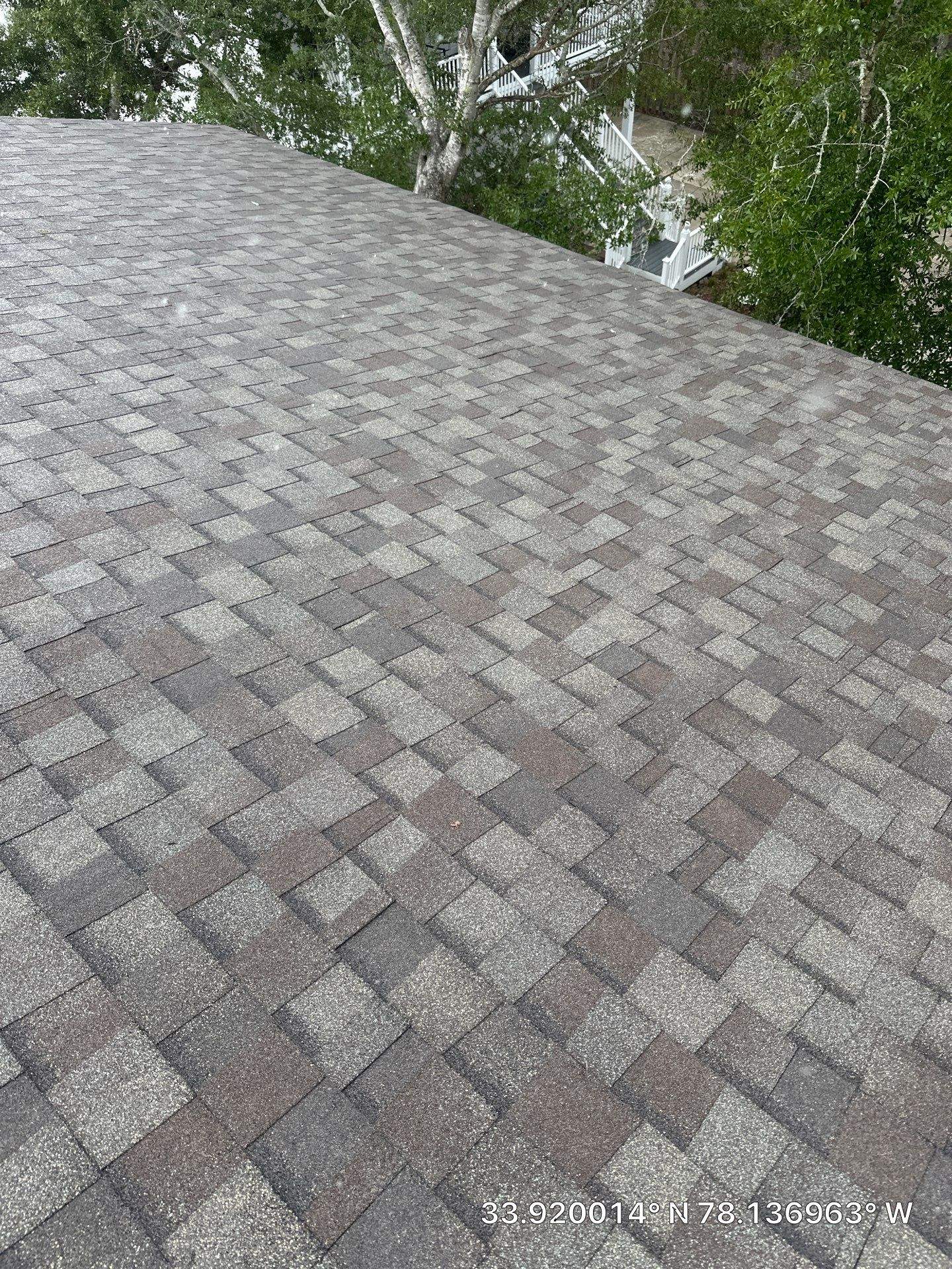 CertainTeed Landmark Weatheredwood Roof Replacement by RGR Construction and Roofing, LLC