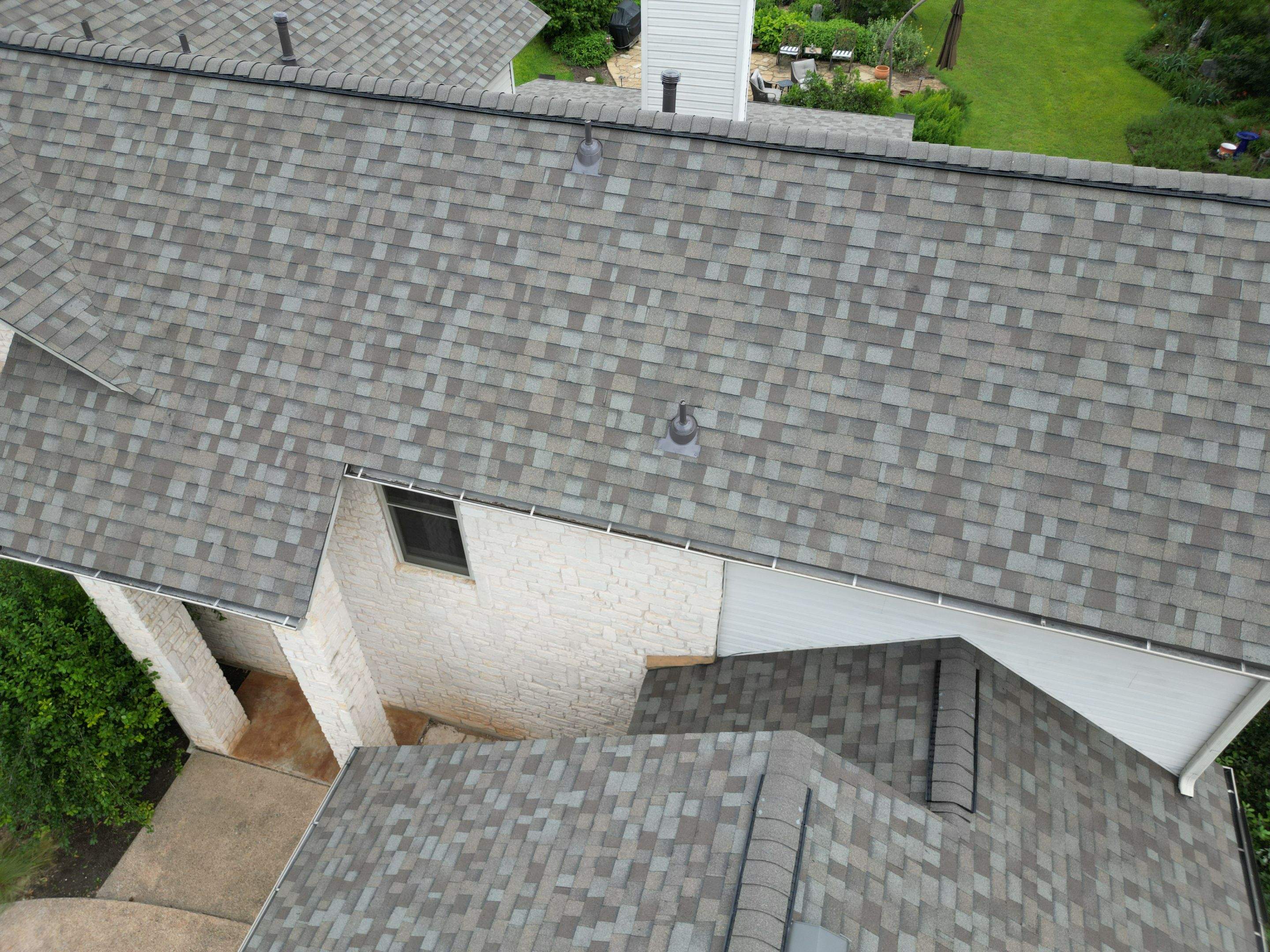 Driftwood - Owens Corning TruDefinition Duration by RoofsOnly.com