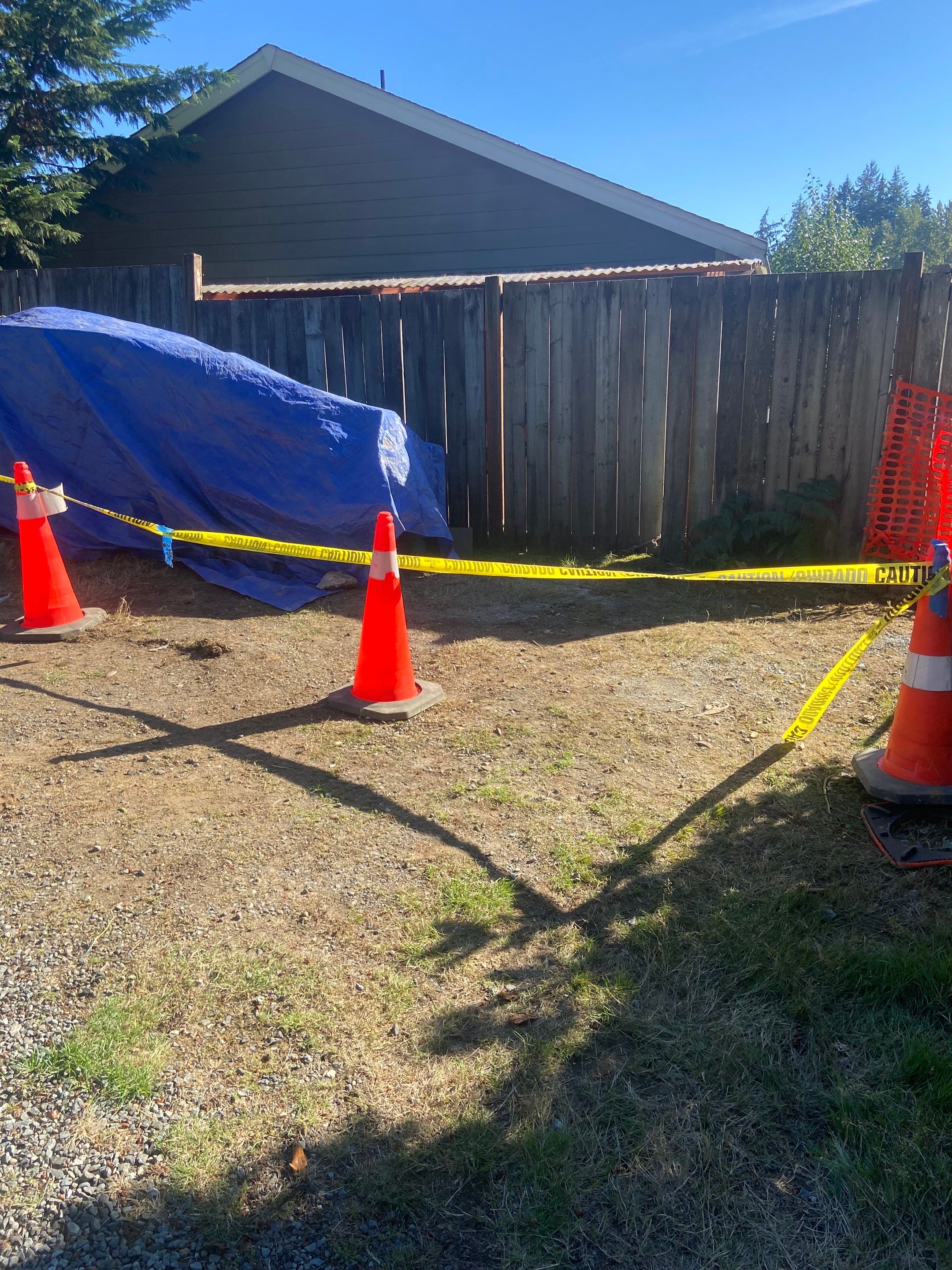 Jireh Outdoor Projects | Retaining Wall & Fence Build by Jireh Asphalt & Concrete Inc 