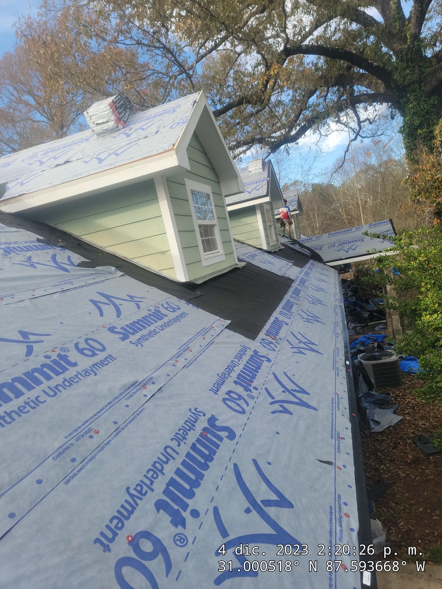 Jaye by IAM Roofing LLC