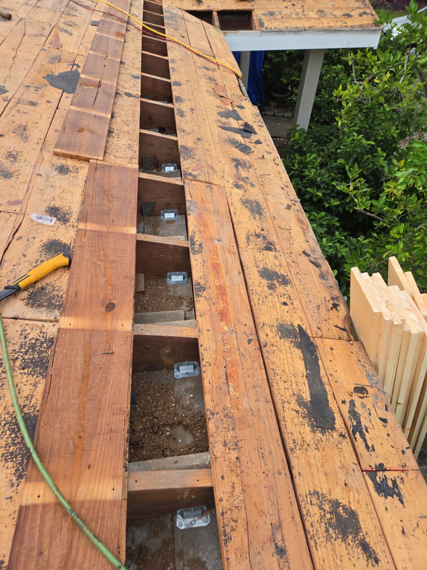 Project in St. Petersburg 33710 by Mitchell Roofing Company LLC 