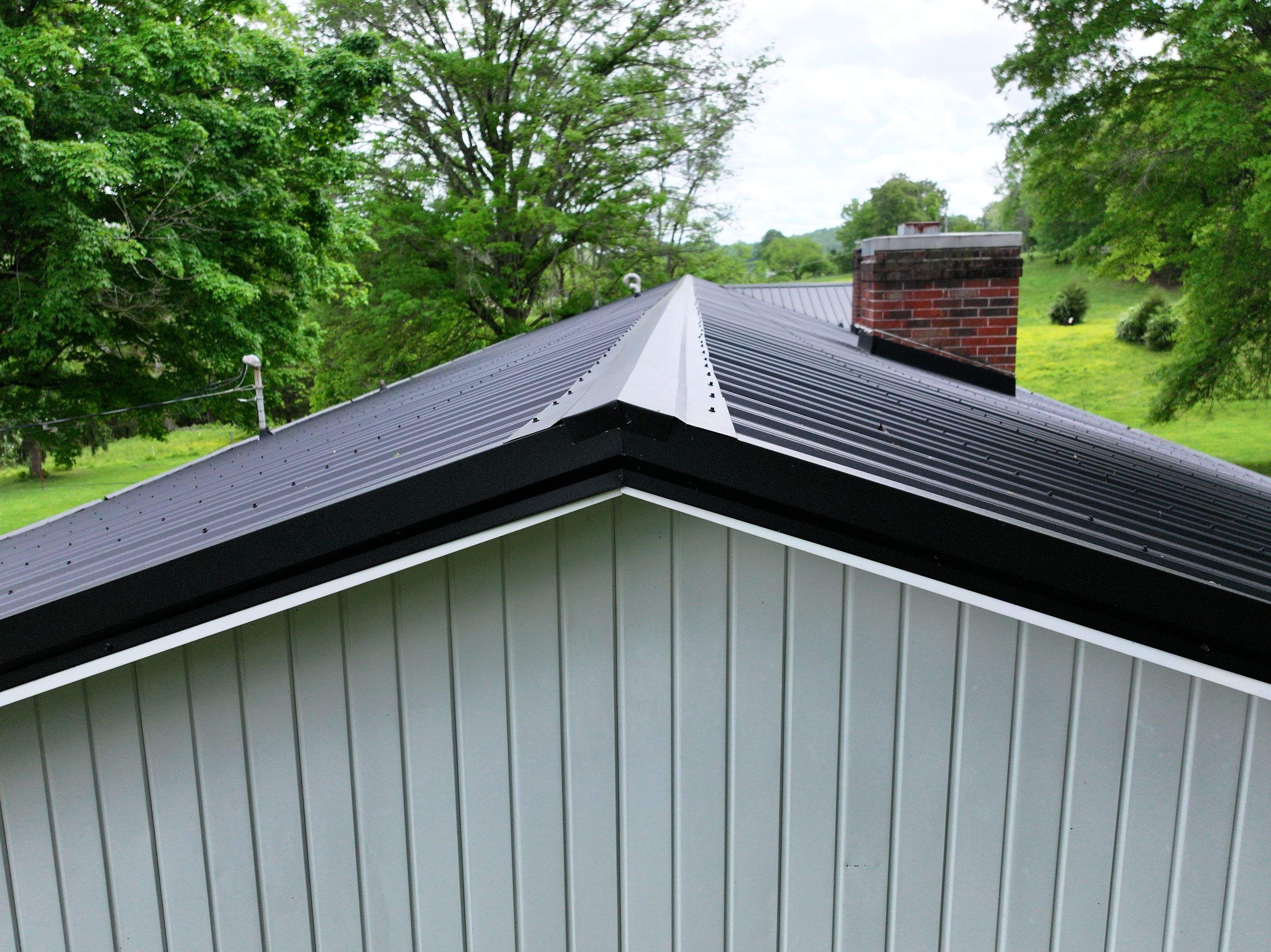 Roles Residence by Omnia Roofing