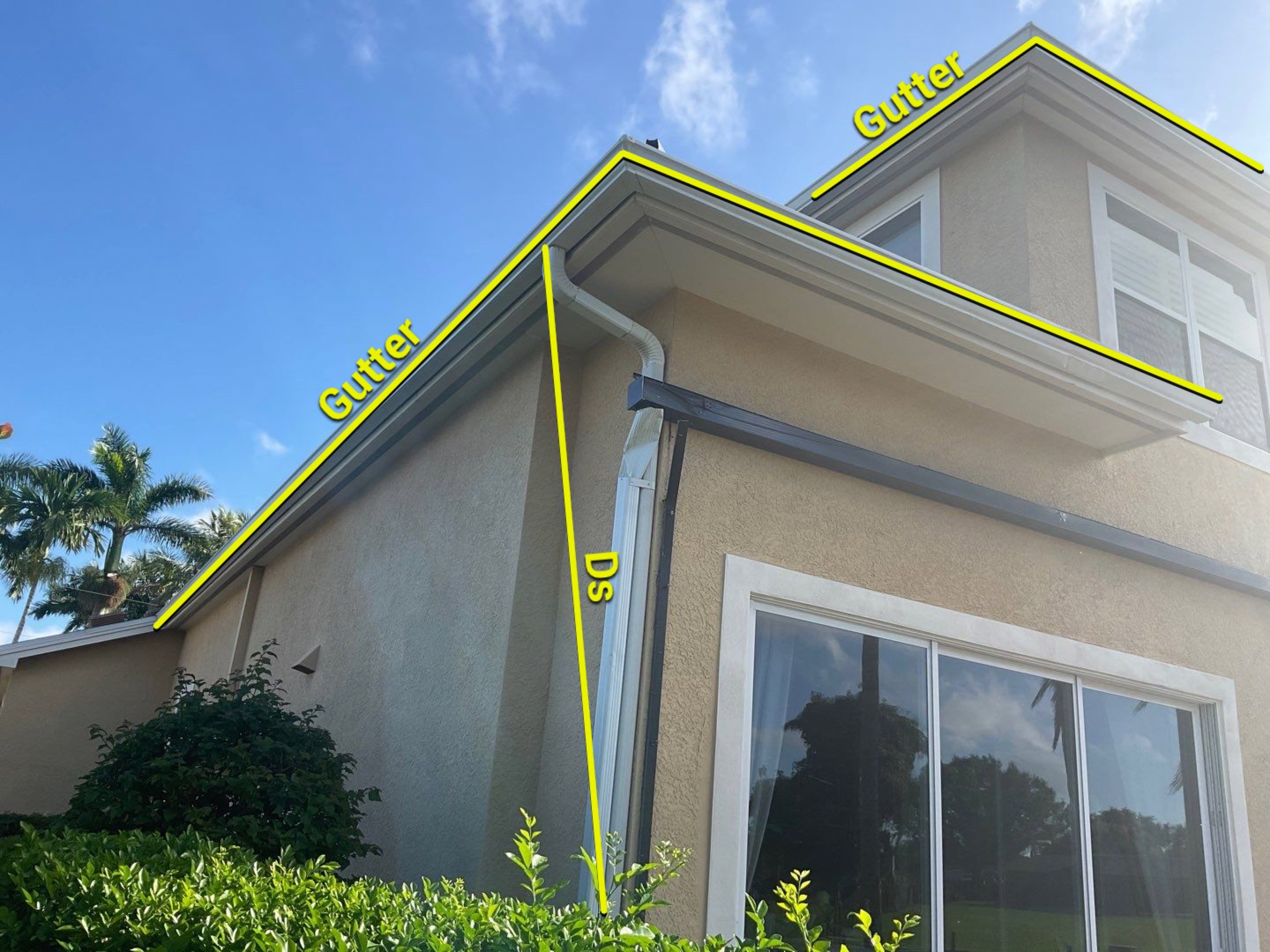 6 Inch Seamless Gutters using White Gutters and Downspouts in Fort Myers FL by Gutter Professors