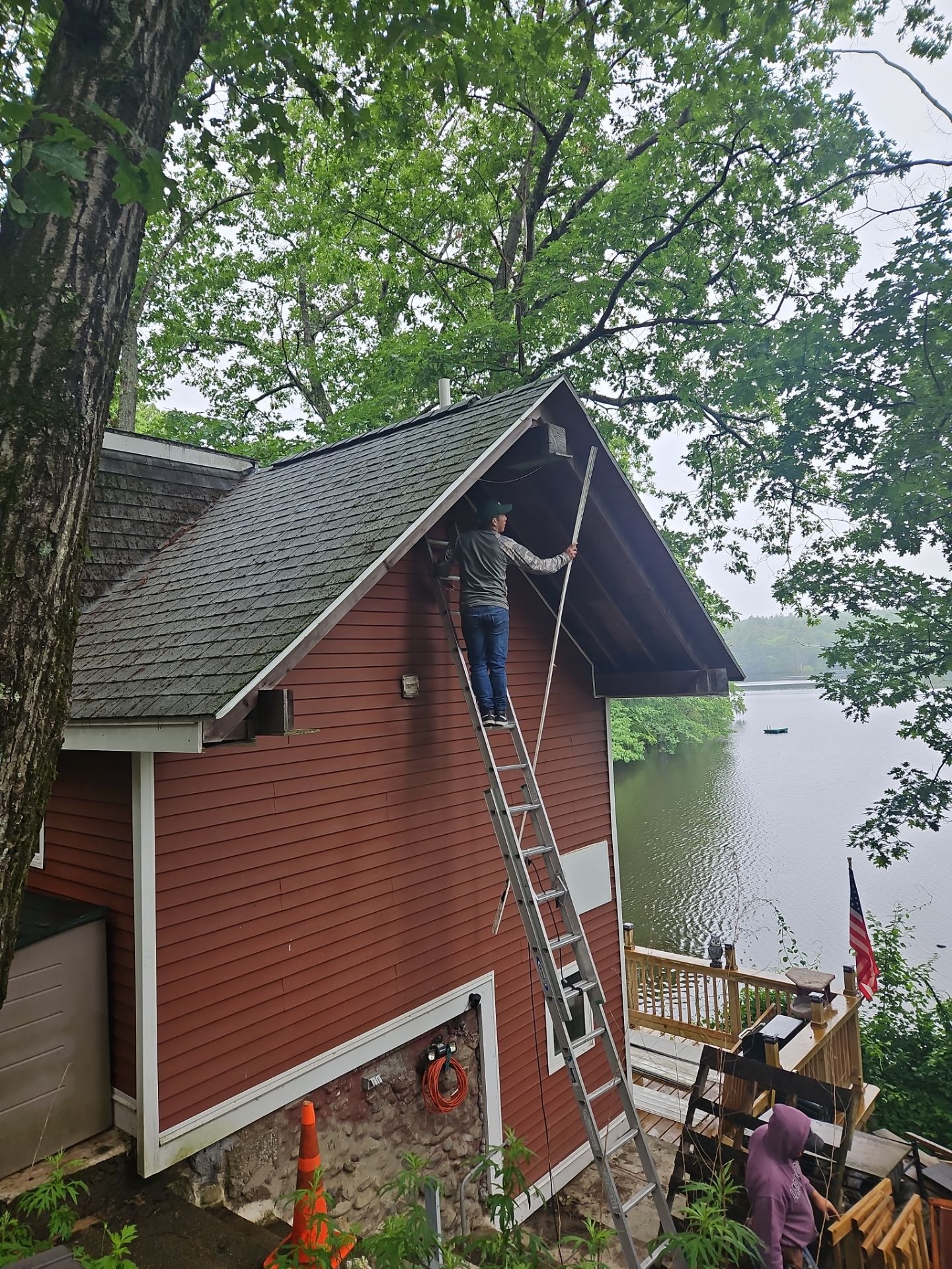 Leak Repair & Roof Wash – Groton, MA by Mighty Dog Roofing of Greater Middlesex County